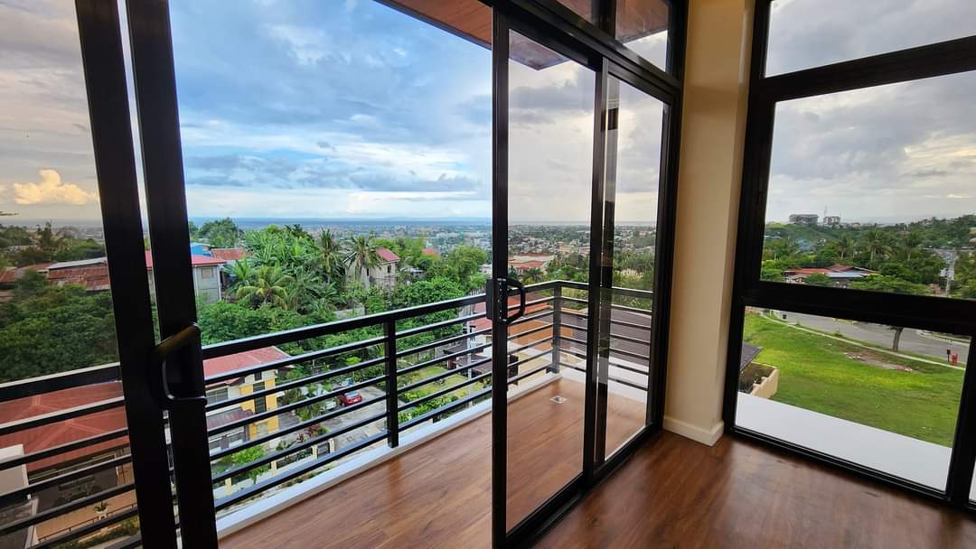 OVERLOOKING SMART HOUSE INSIDE KISHANTA HILLS FOR SALE