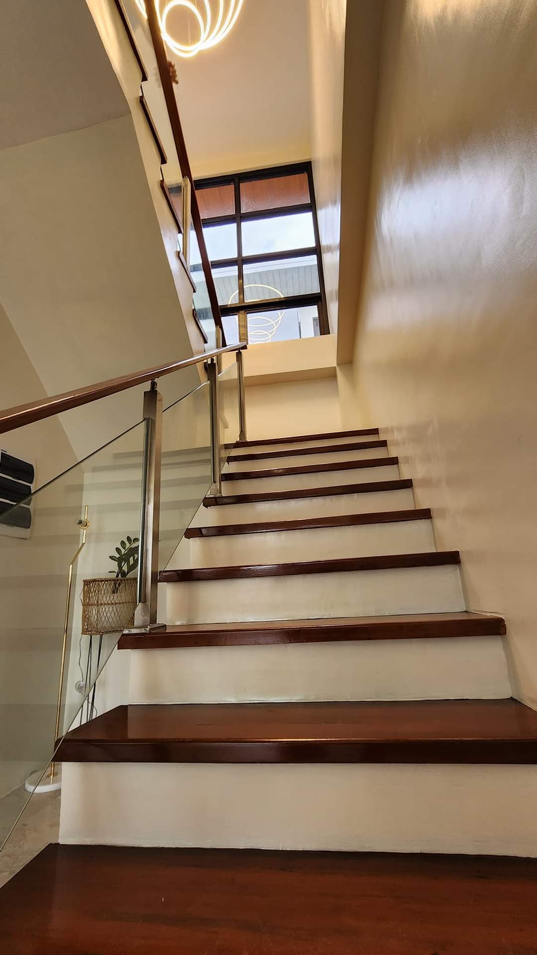 OVERLOOKING SMART HOUSE INSIDE KISHANTA HILLS FOR SALE