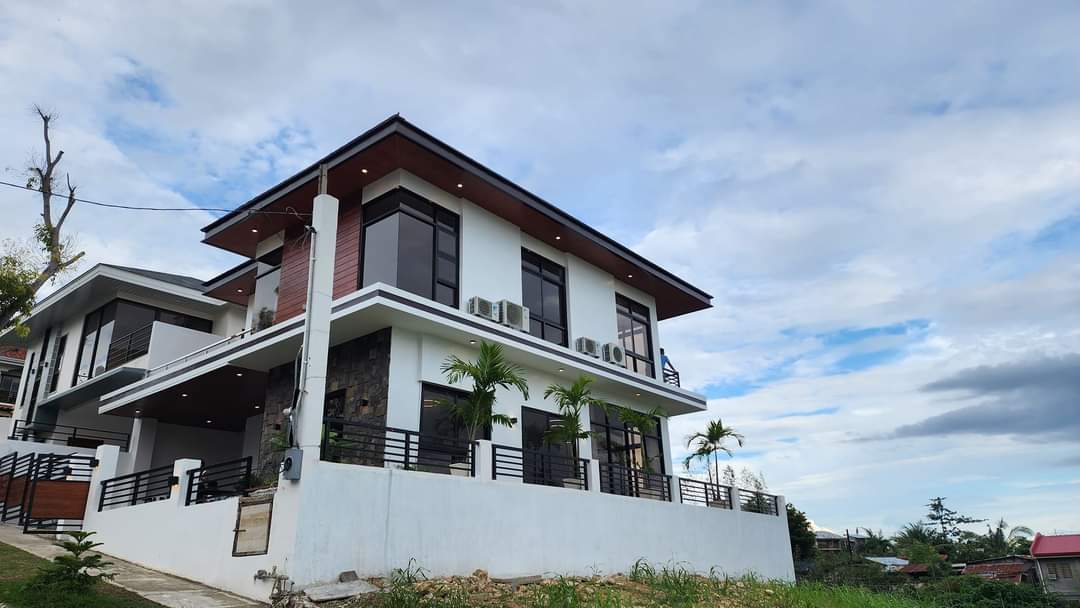 OVERLOOKING SMART HOUSE INSIDE KISHANTA HILLS FOR SALE