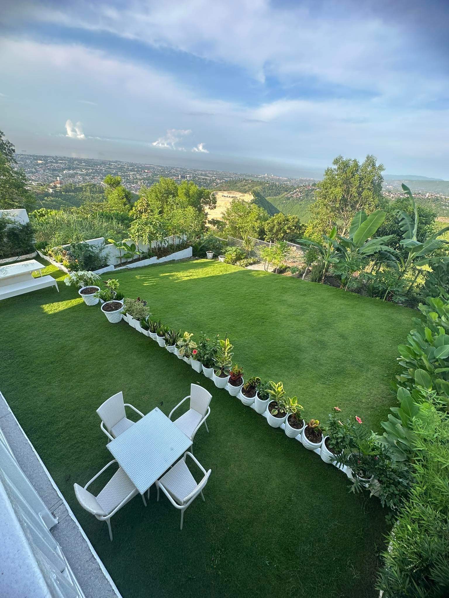 House and Lot For Sale with Spectacular View