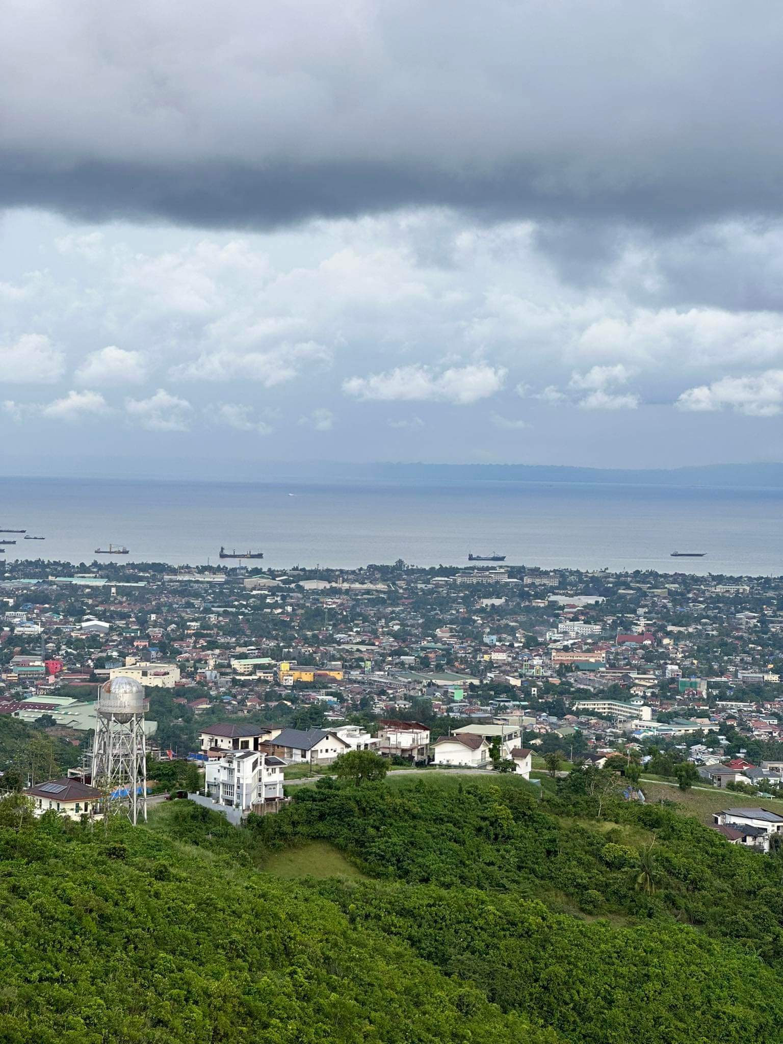 House and Lot For Sale with Spectacular View
