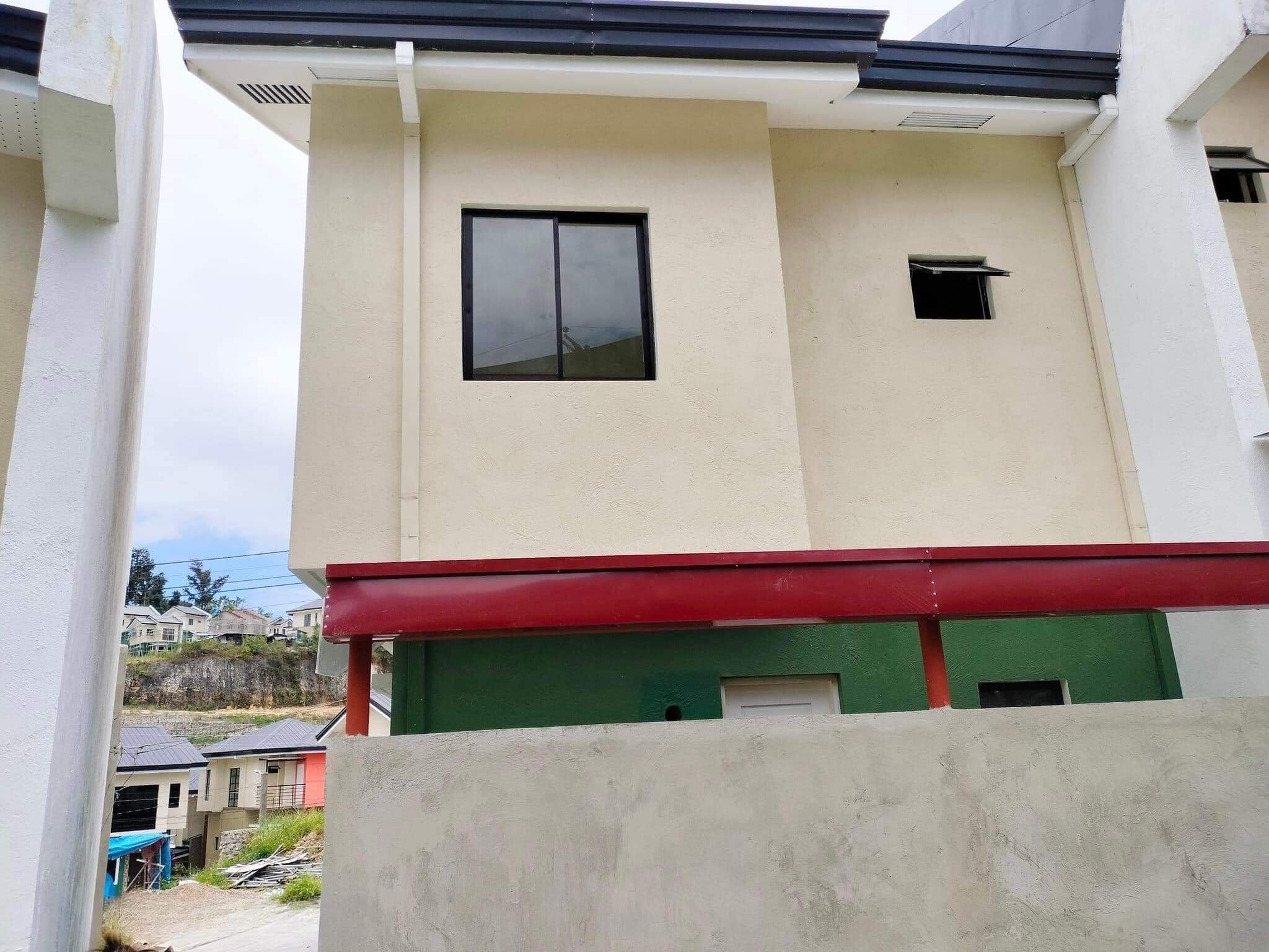 BRAND NEW END UNIT TOWNHOUSE