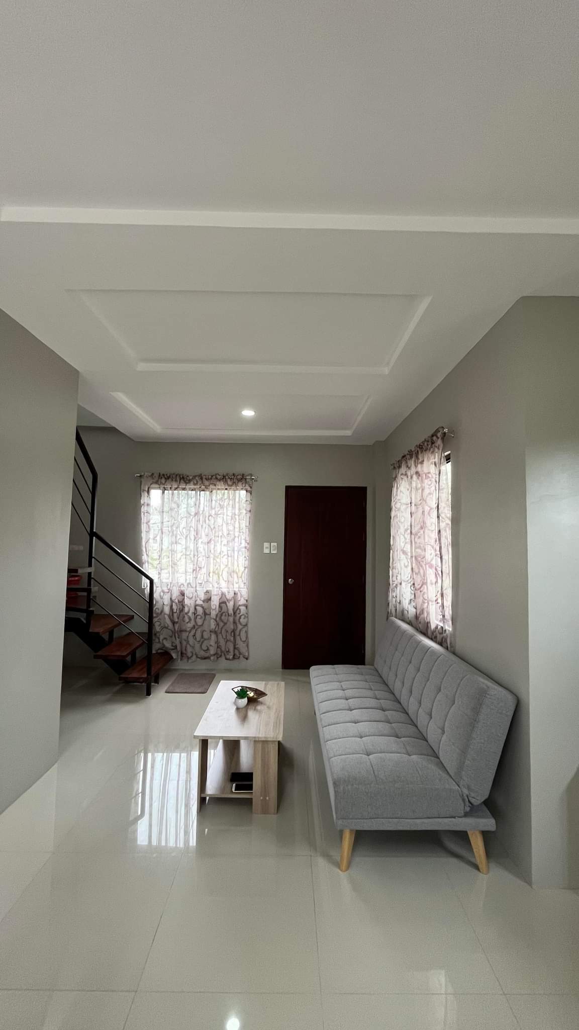 NEWLY TURNOVER SINGLE DETACHED UNIT IN ELIZABETH HOMES