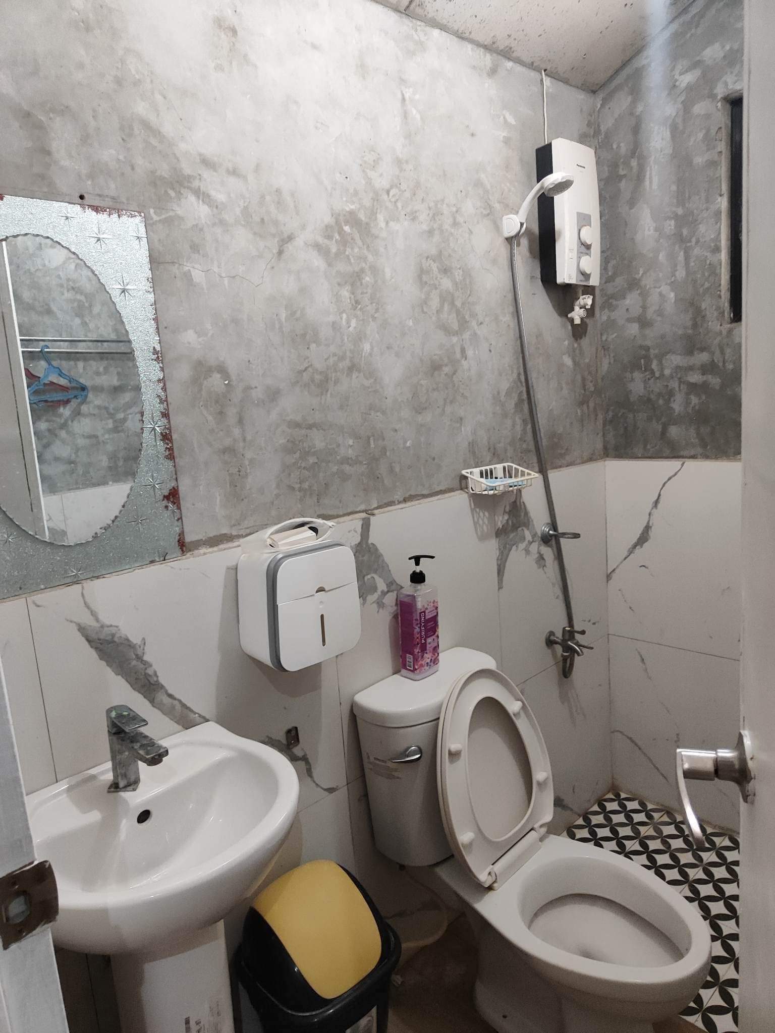 HOUSE & LOT FOR RENT / FOR SALE  IN VENUS ST. TISA HILLS SUBDIVISION TISA CEBU CITY