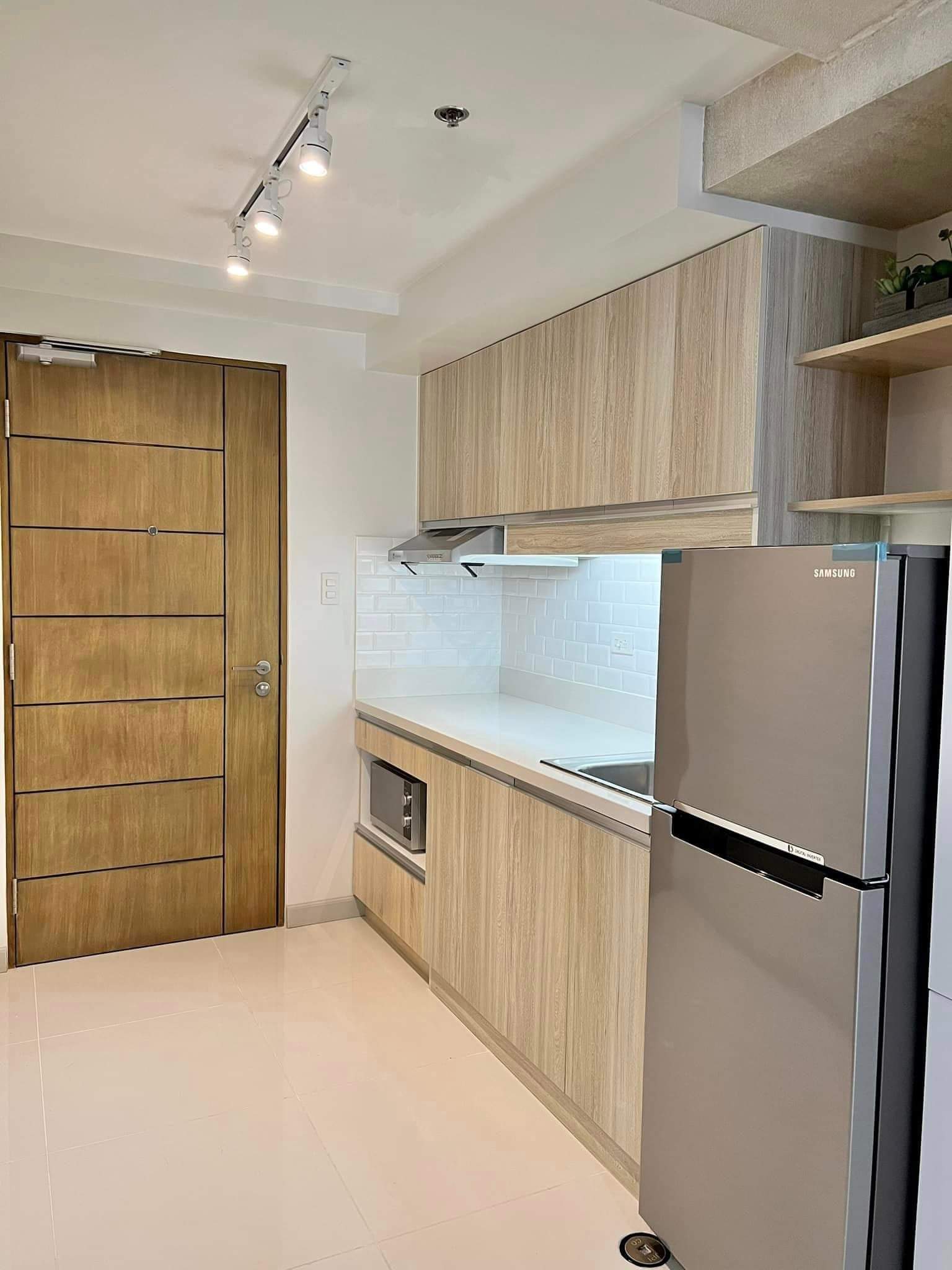 NEWLY INTERIOR STUDIO CONDO IN TAFT EAST GATE