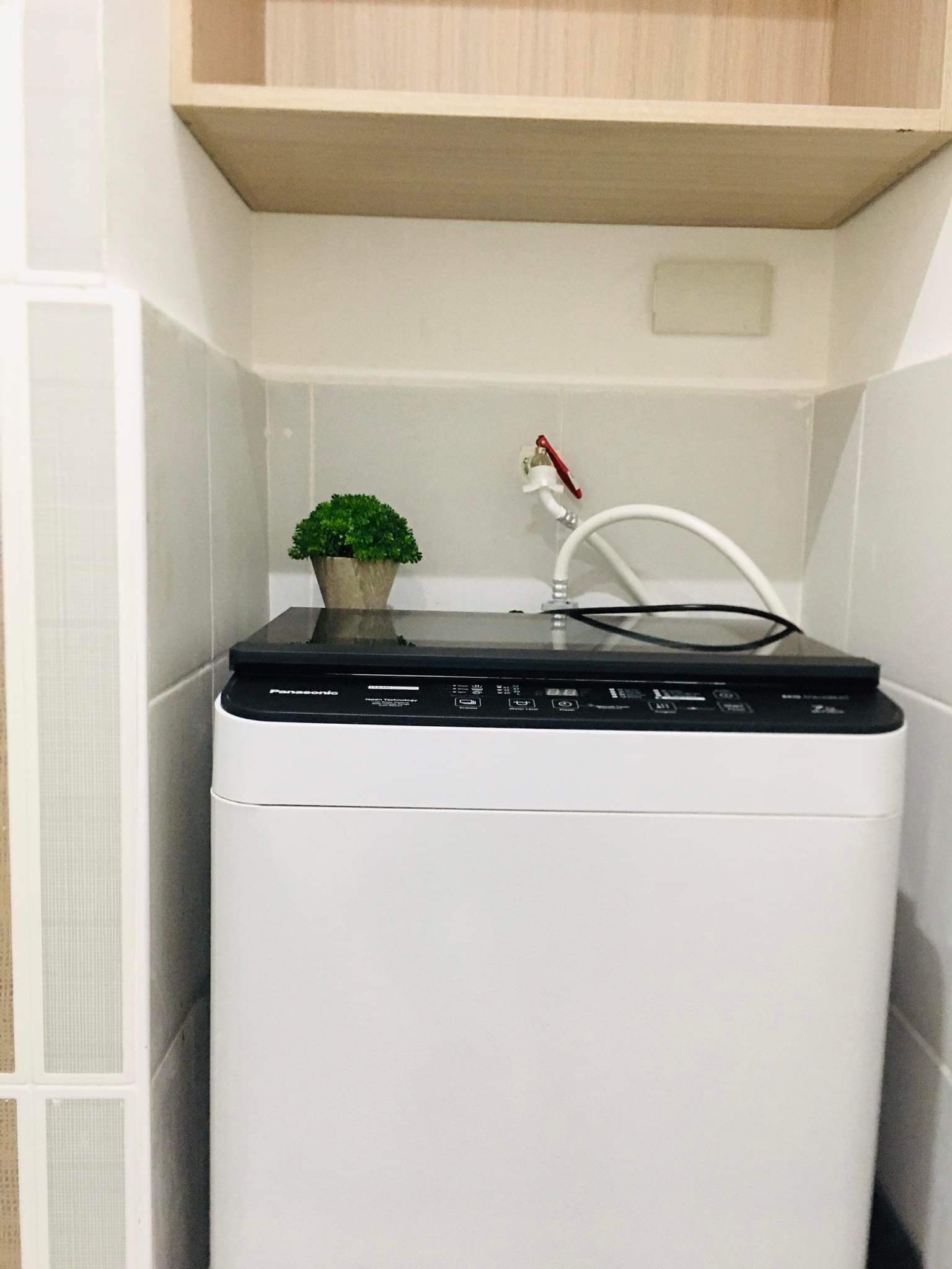 FOR RENT FULLY FURNISHED 30SQM 1BR WITH BALCONY FACING AMENITIES IN ROYAL OCEAN CREST MACTAN