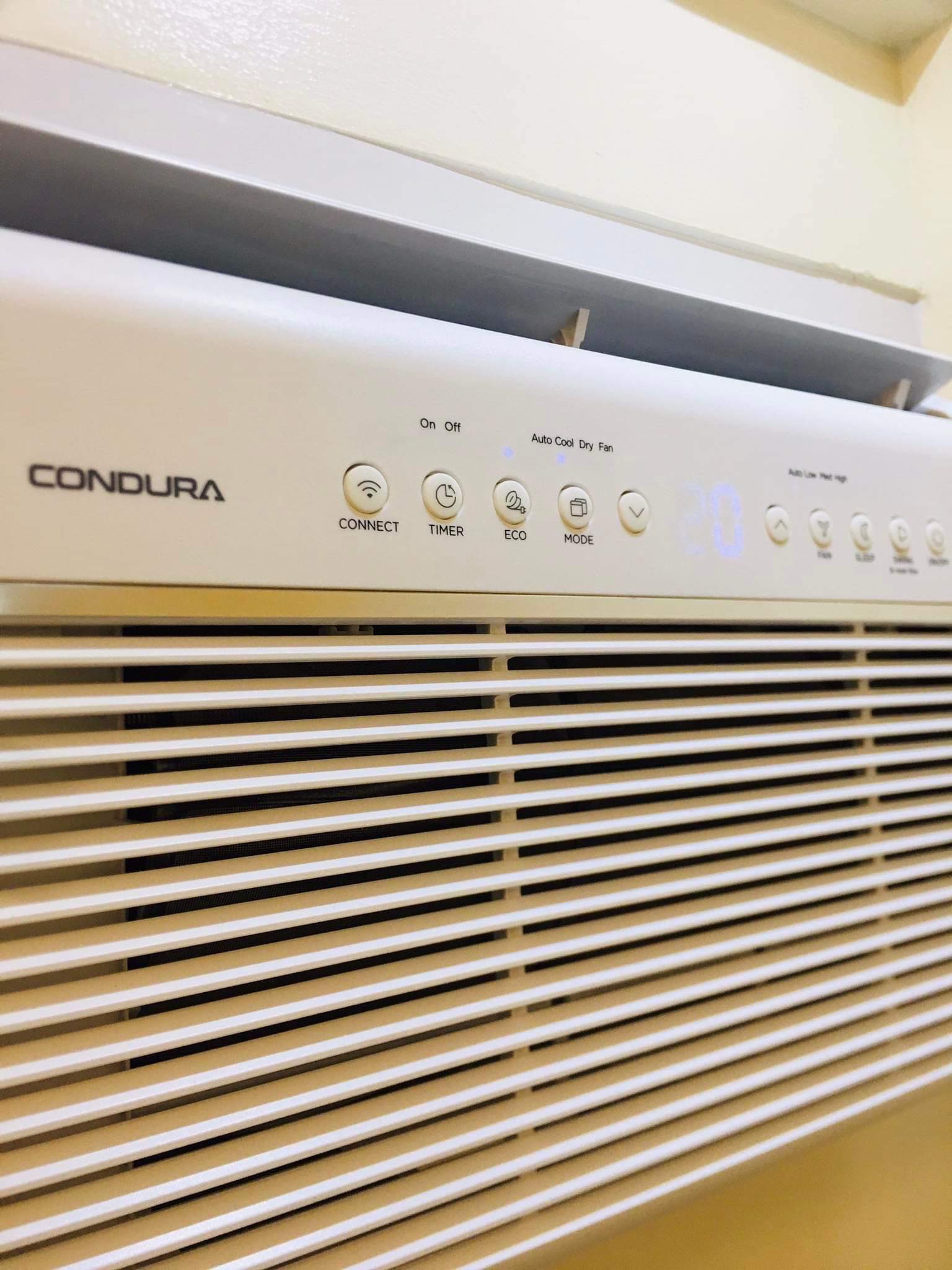 FOR RENT FULLY FURNISHED 30SQM 1BR WITH BALCONY FACING AMENITIES IN ROYAL OCEAN CREST MACTAN