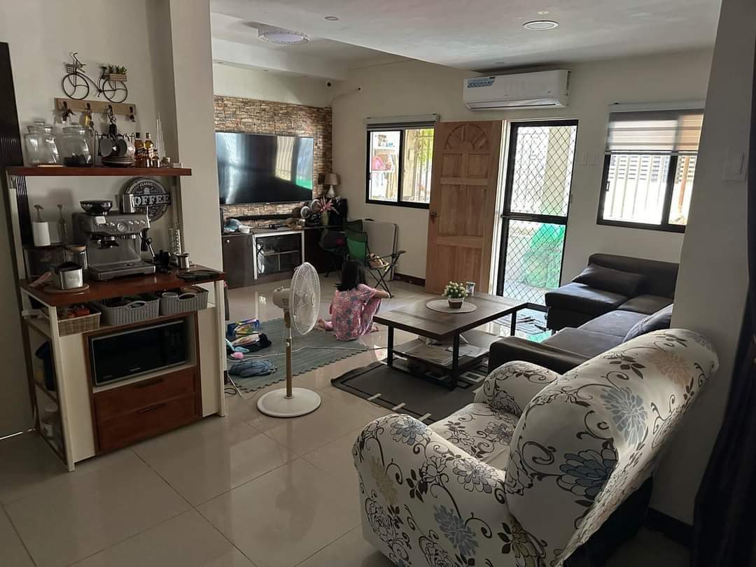 RUSH HOUSE AND LOT FOR SALE Inside subdivision in  Minglanilla Cebu