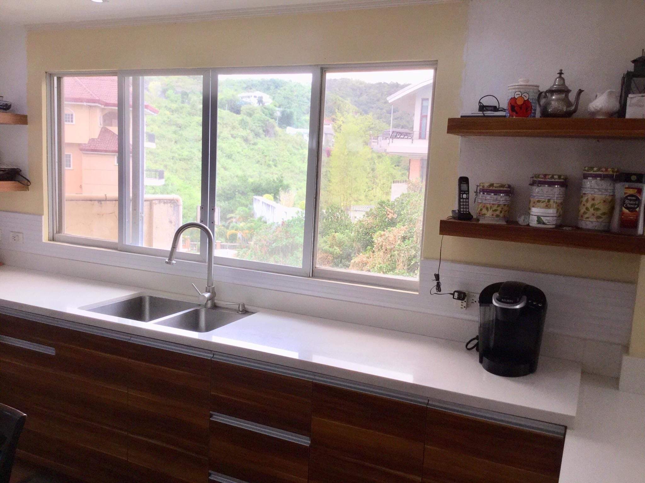 6BR HOUSE & LOT IN TALAMBAN