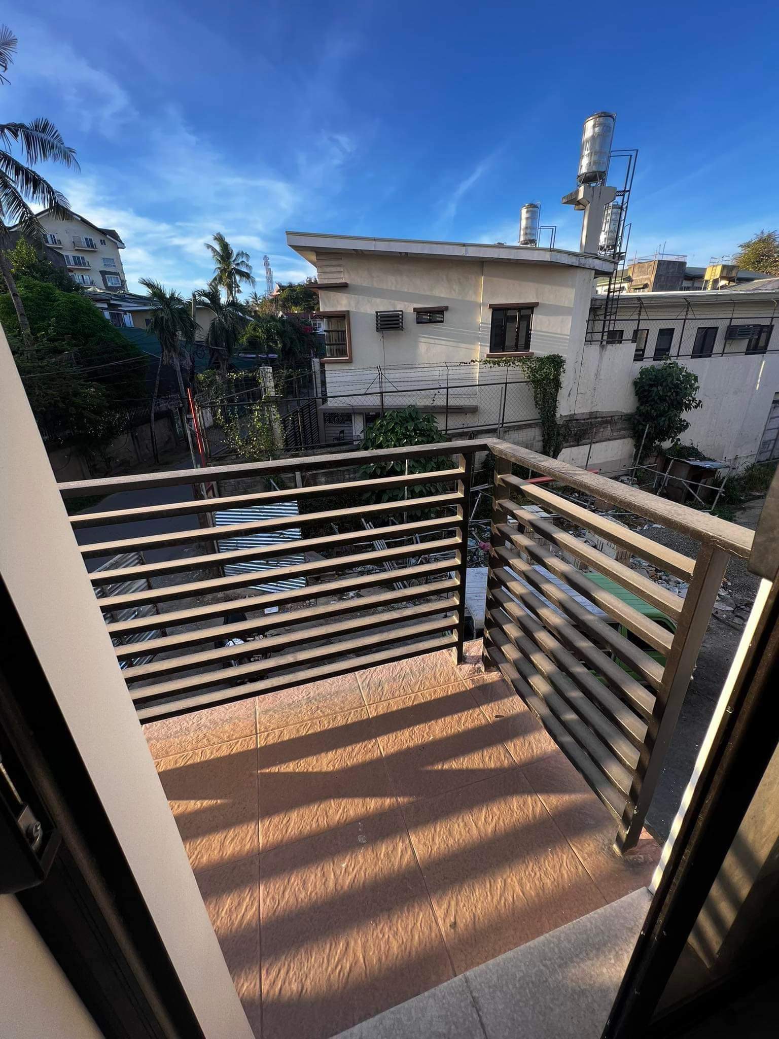 5 UNITS - 3- Storey Unfurnished Townhouse FOR RENT