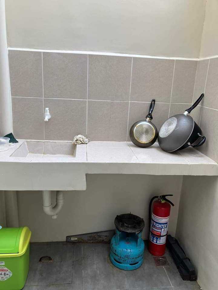 SEMI-FURNISHED FOR RENT IN ROBINSLANE COTCOT