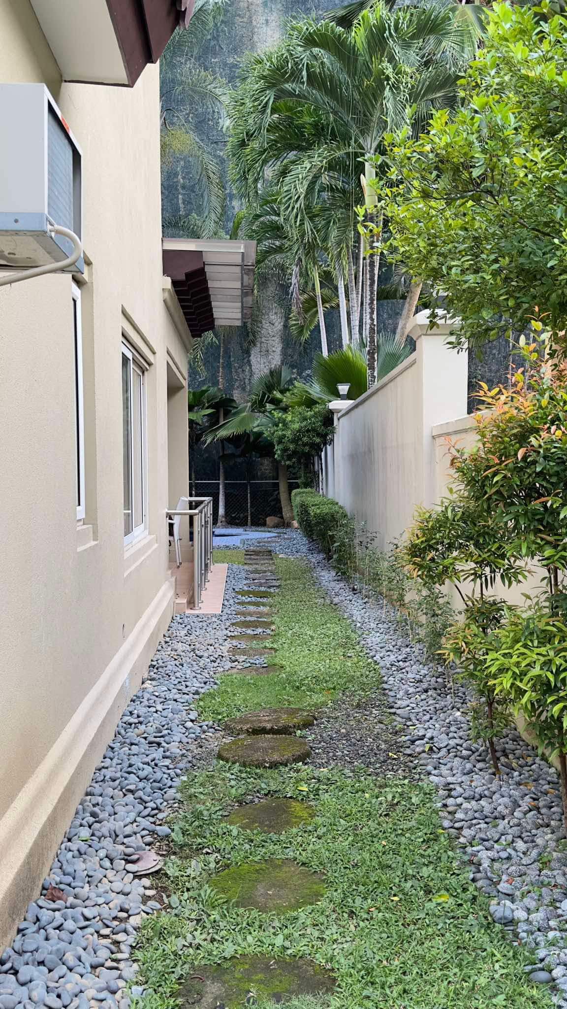 FOR SALE MARIA LUISA HOUSE & LOT