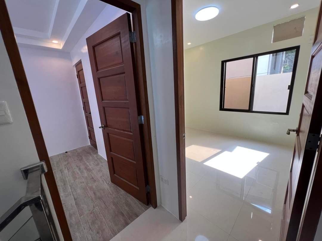 FB_IMG_1728349373931