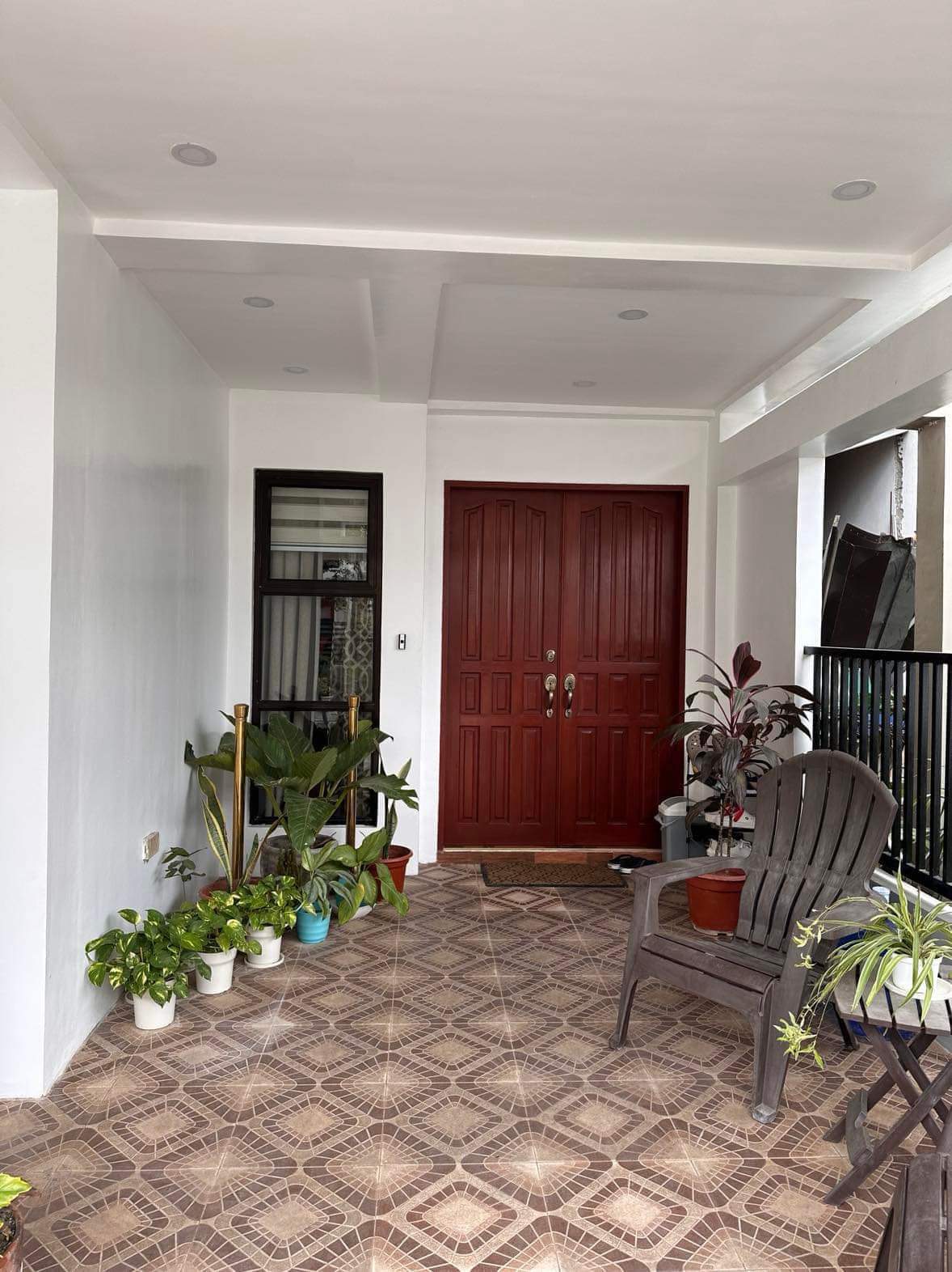 FULLY FURNISHED HOUSE IN MINGLANILLA