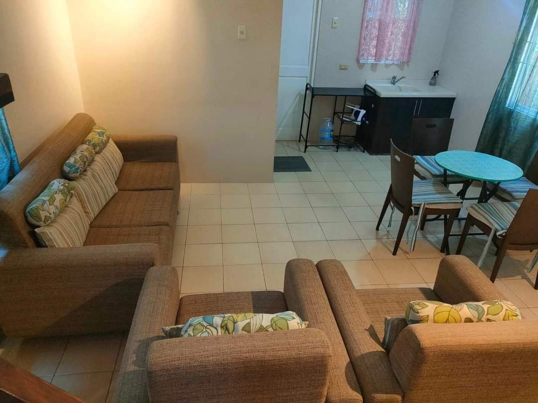 SEMI FURNISHED SINGLE DETACHED HOUSE FOR RENT IN GARDEN BLOOMS