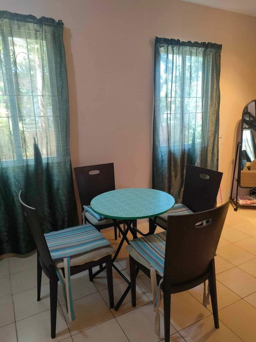 SEMI FURNISHED SINGLE DETACHED HOUSE FOR RENT IN GARDEN BLOOMS