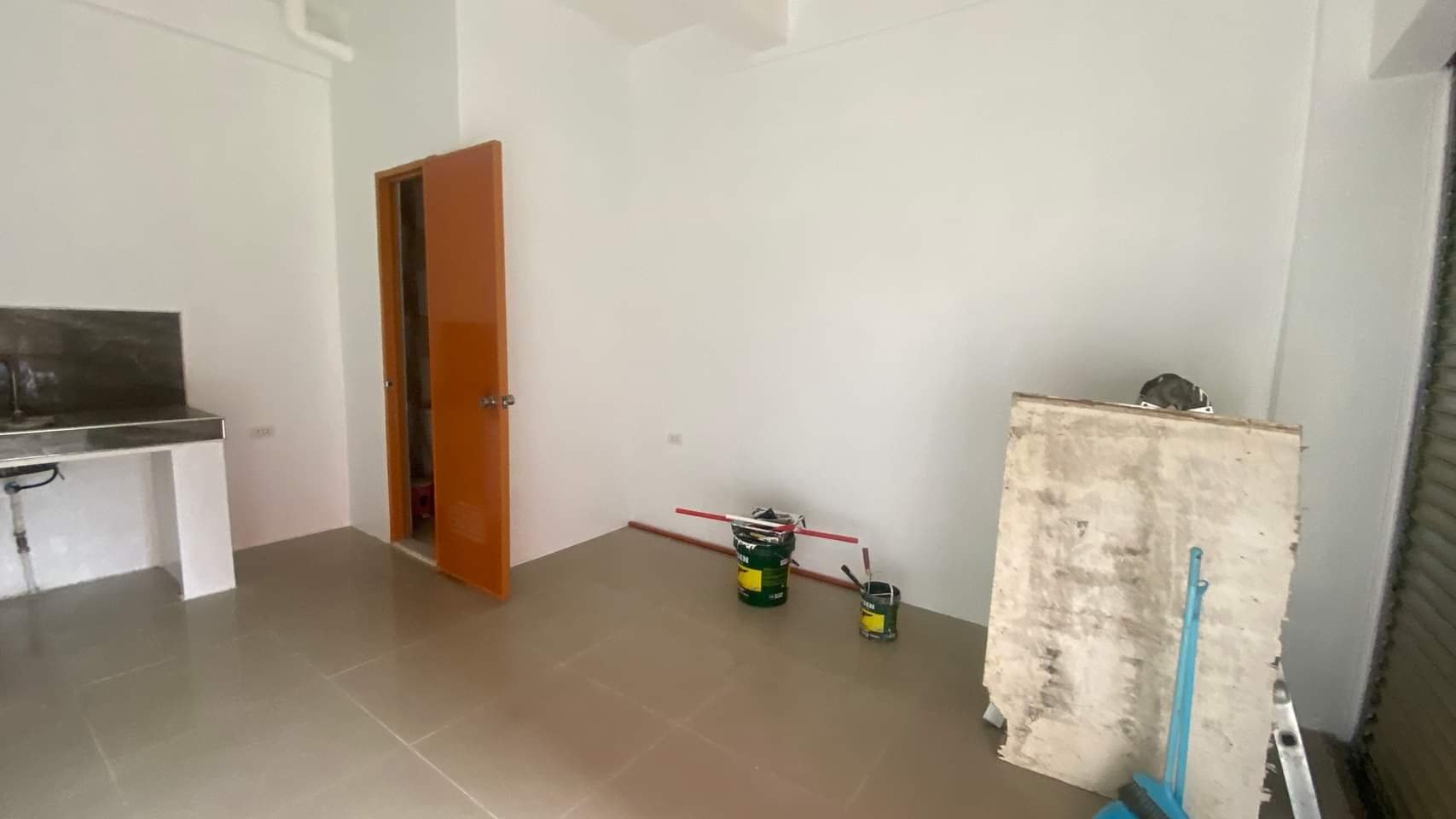 COMMERCIAL SPACE FOR RENT IN MAGUIKAY MANDAUE