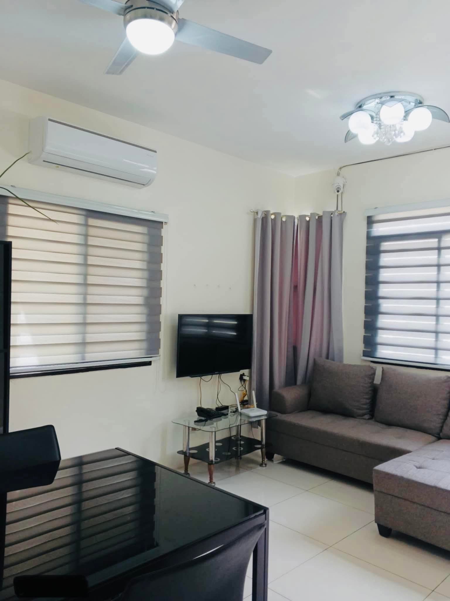 2STOREY SA IN SERENIS HOUSE FOR RENT