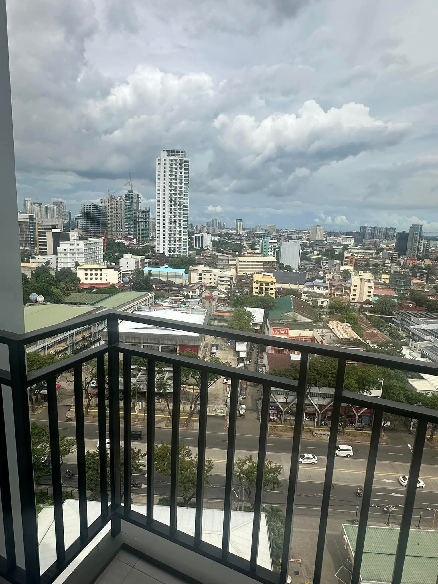 FOR RENT BRANDNEW STUDIO WITH BALCONY IN ARC