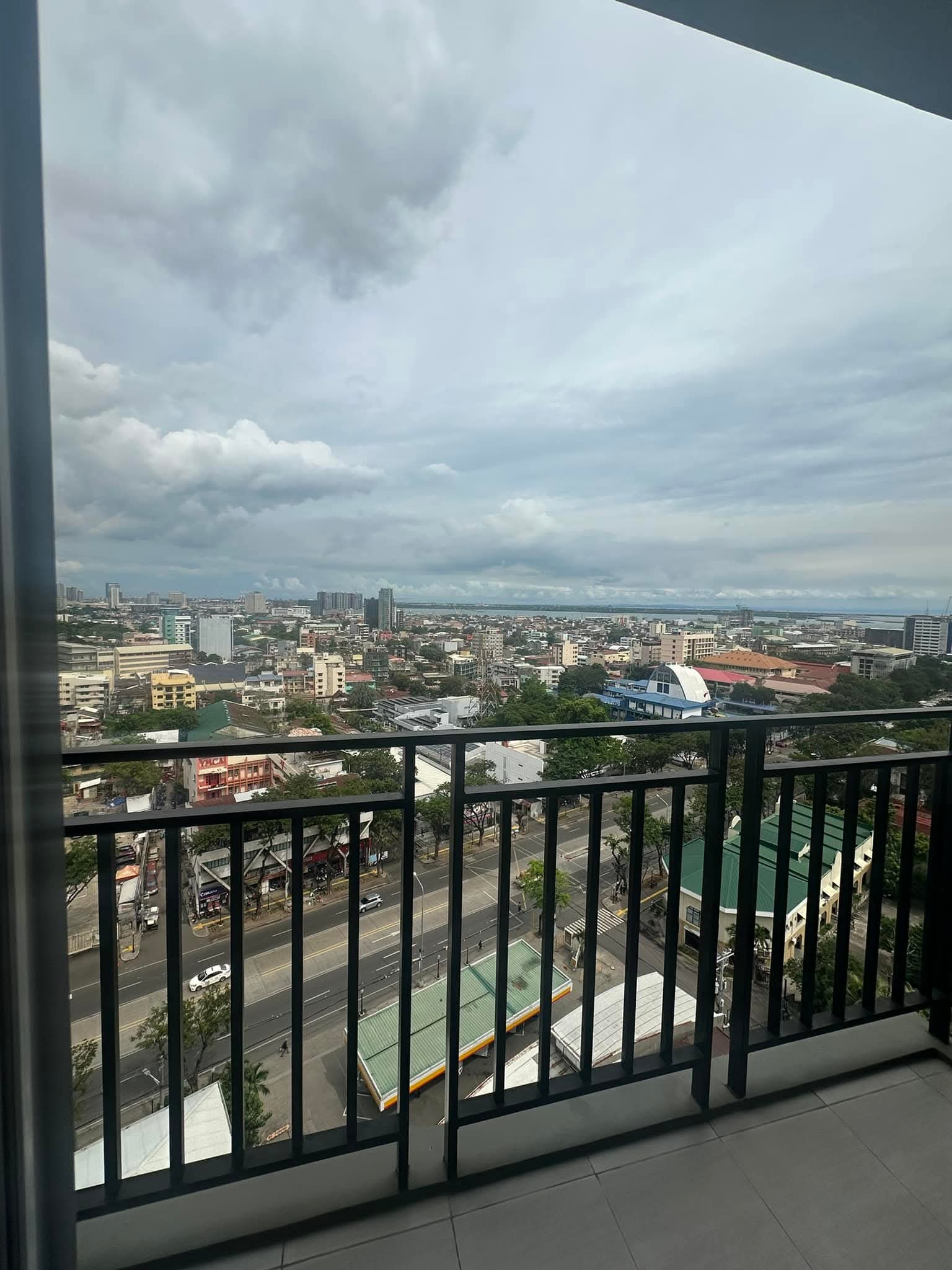 FOR RENT BRANDNEW STUDIO WITH BALCONY IN ARC