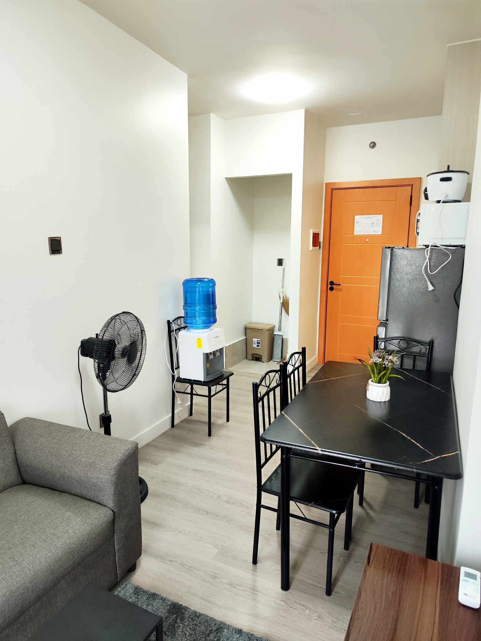 FOR RENT 1BR WITH BALCONY IN ANTARA