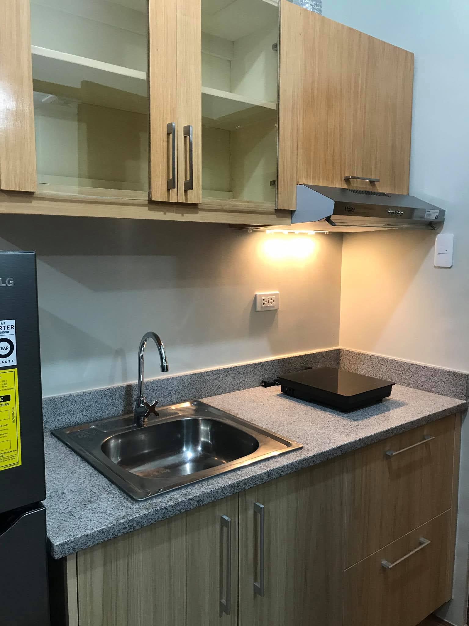 FULLY FURNISHED STUDIO IN MIVESA 6