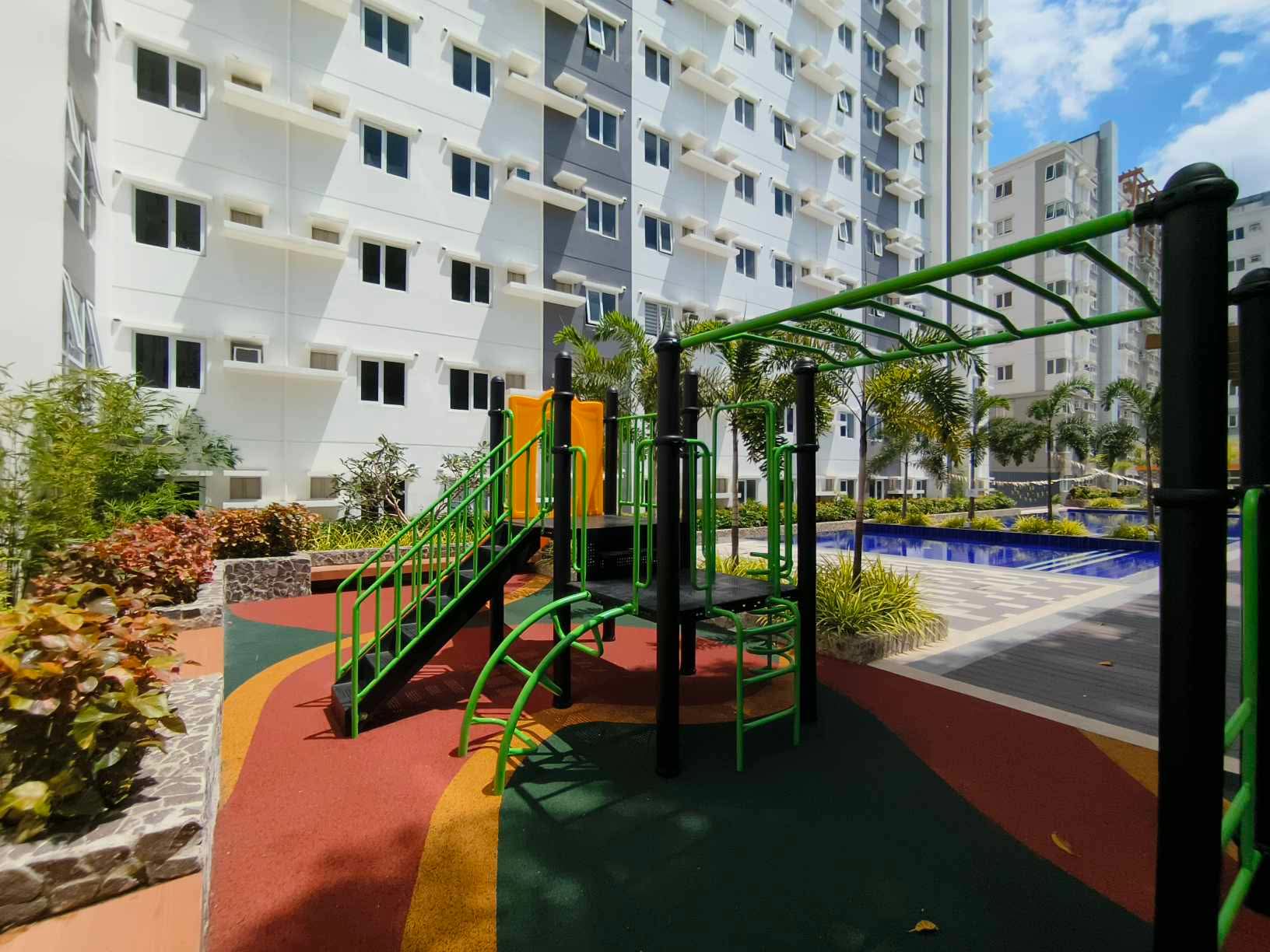 FURNISHED STUDIO FOR RENT IN SYMFONI NICOLS BOSSA TOWER2