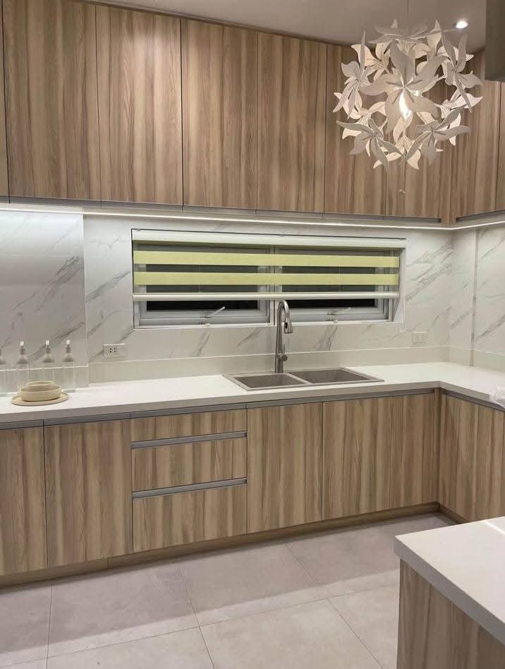 SEMI FURNISHE HOUSE & LOT FOR SALE IN KISHANTA