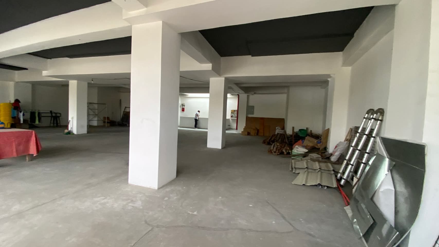 BRAND NEW COMMERCIAL BUILDING FOR RENT IN MAGUIKAY