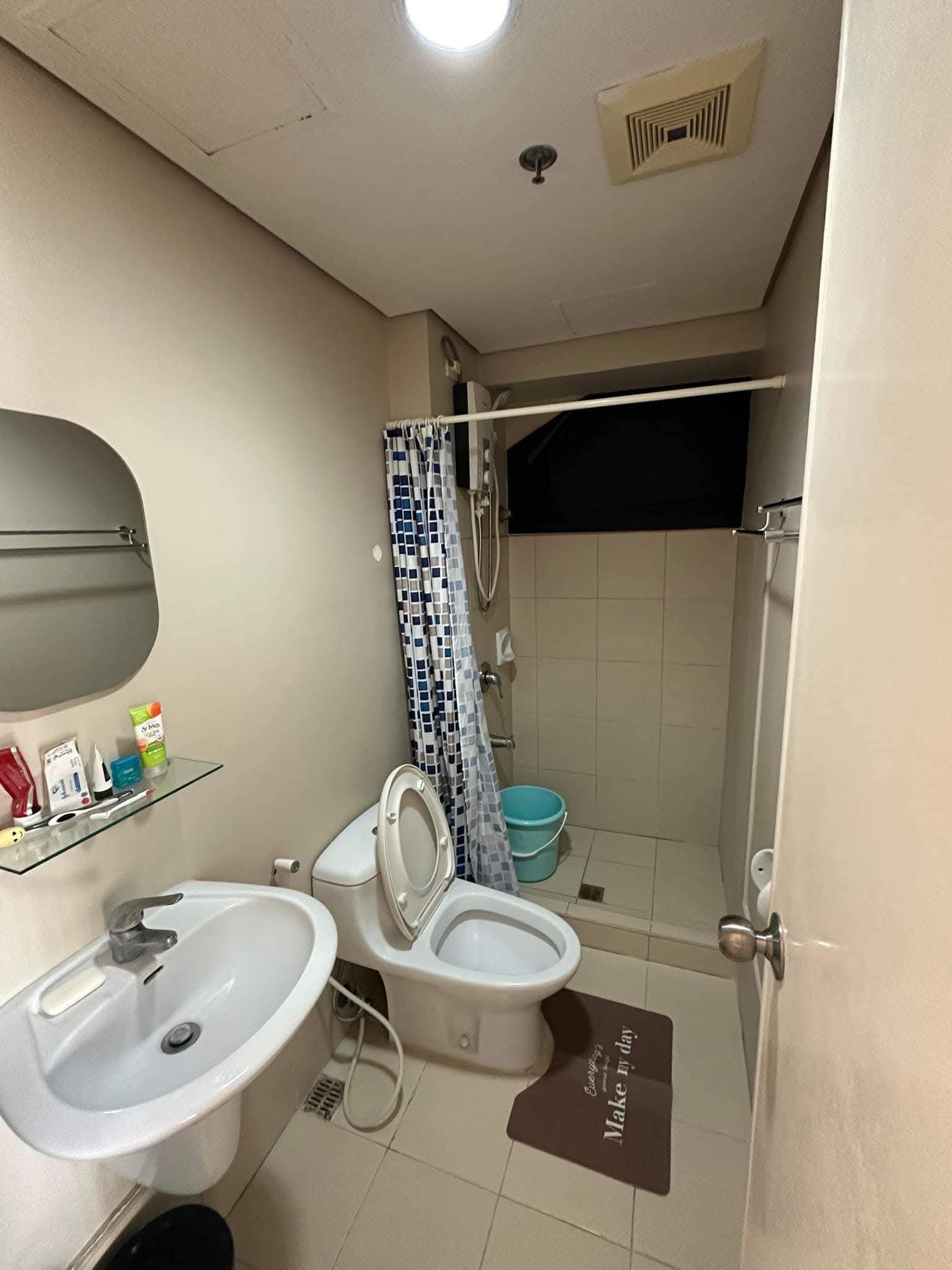 RUSH SACRIFICE SALE CONDO IN AVIDA TOWER 1