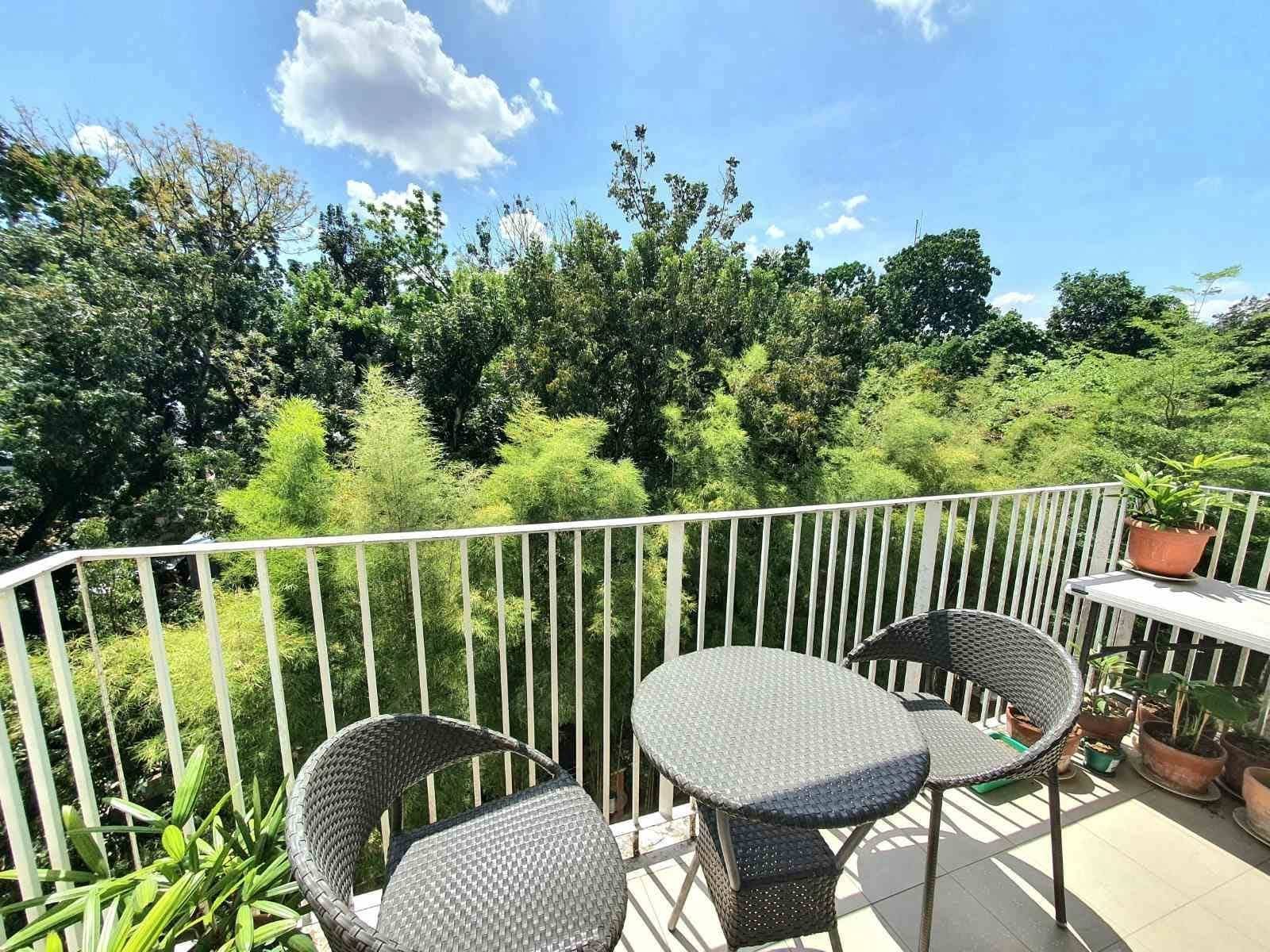 2BR UNIT IN 32 SANSON FOR SALE