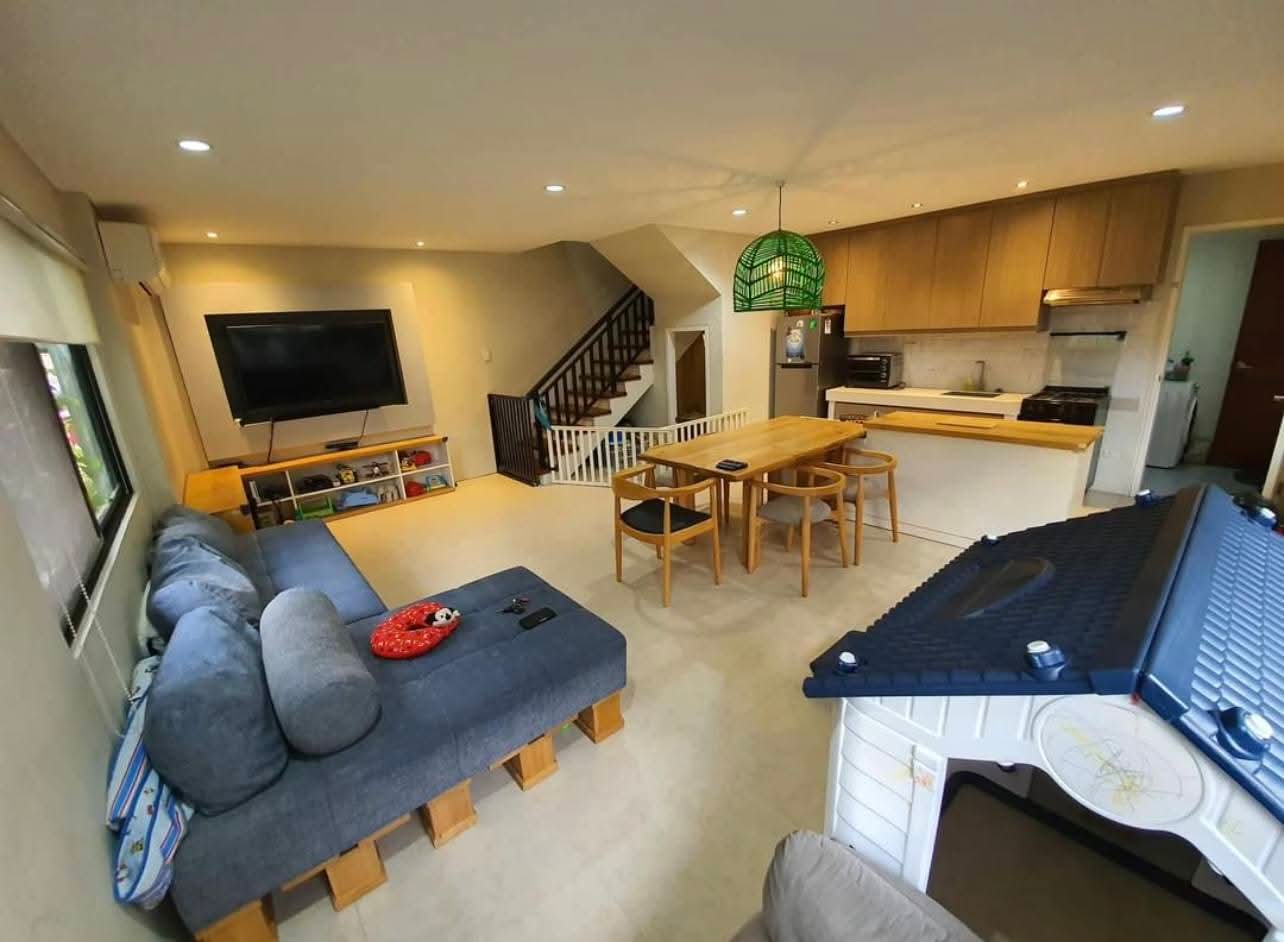 TWO STOREY HOUSE & LOT FOR SALE IN AN EXCLUSIVE SUBDIVISION