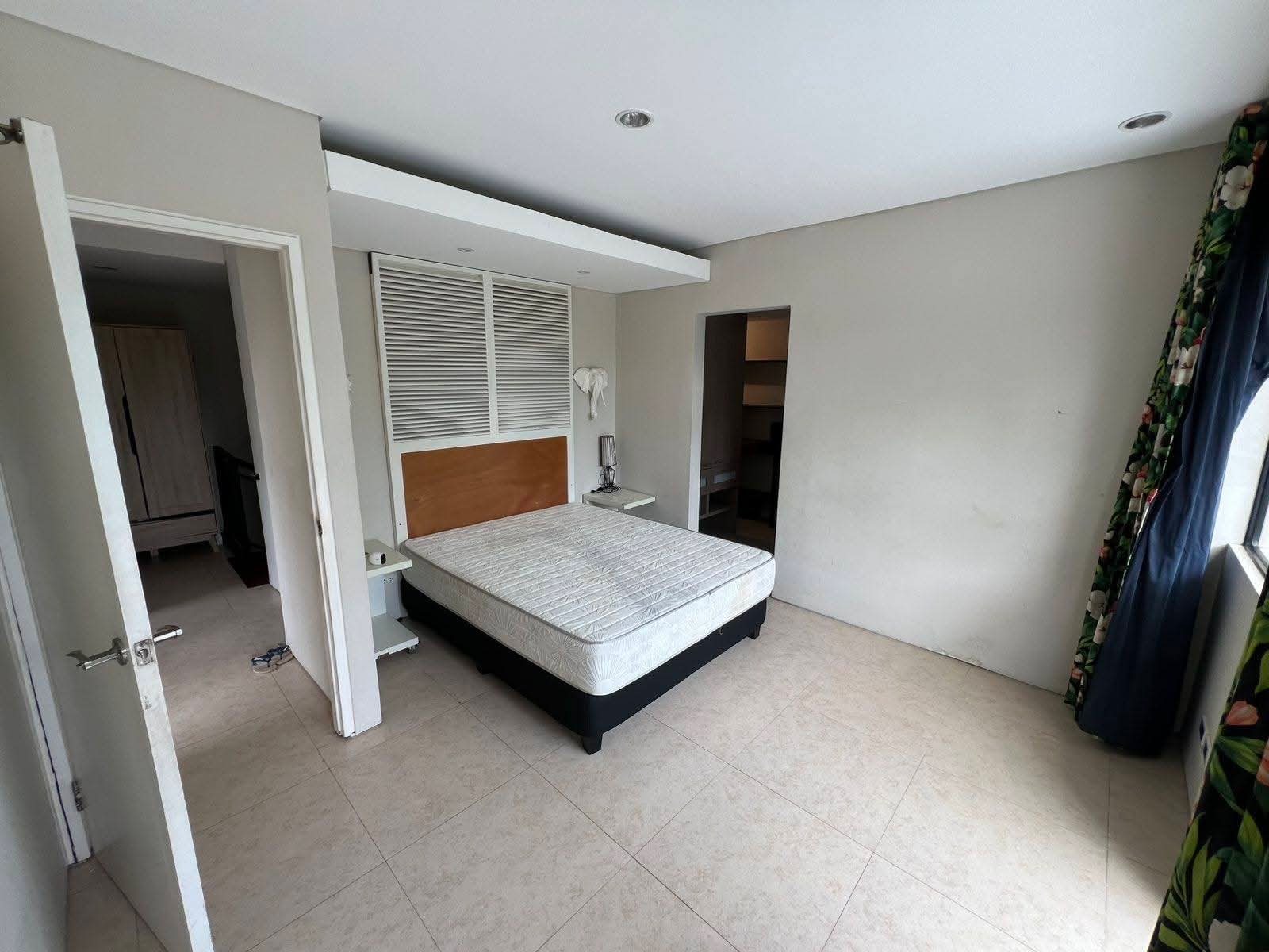 TWO STOREY HOUSE & LOT FOR SALE IN AN EXCLUSIVE SUBDIVISION