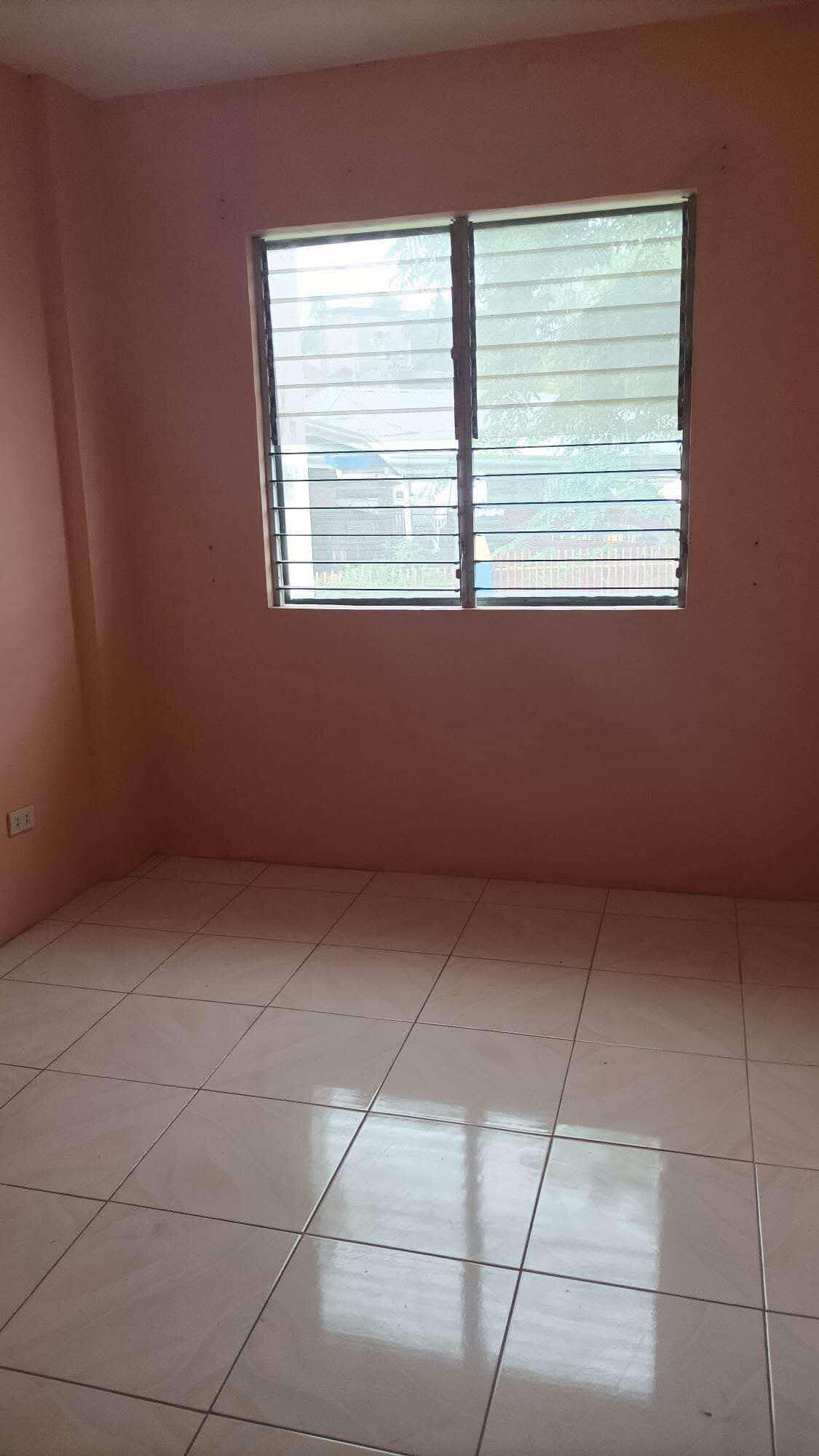FOUR DOOR APARTMENT AND LOT FOR SALE In CONSOLACION, CEBU