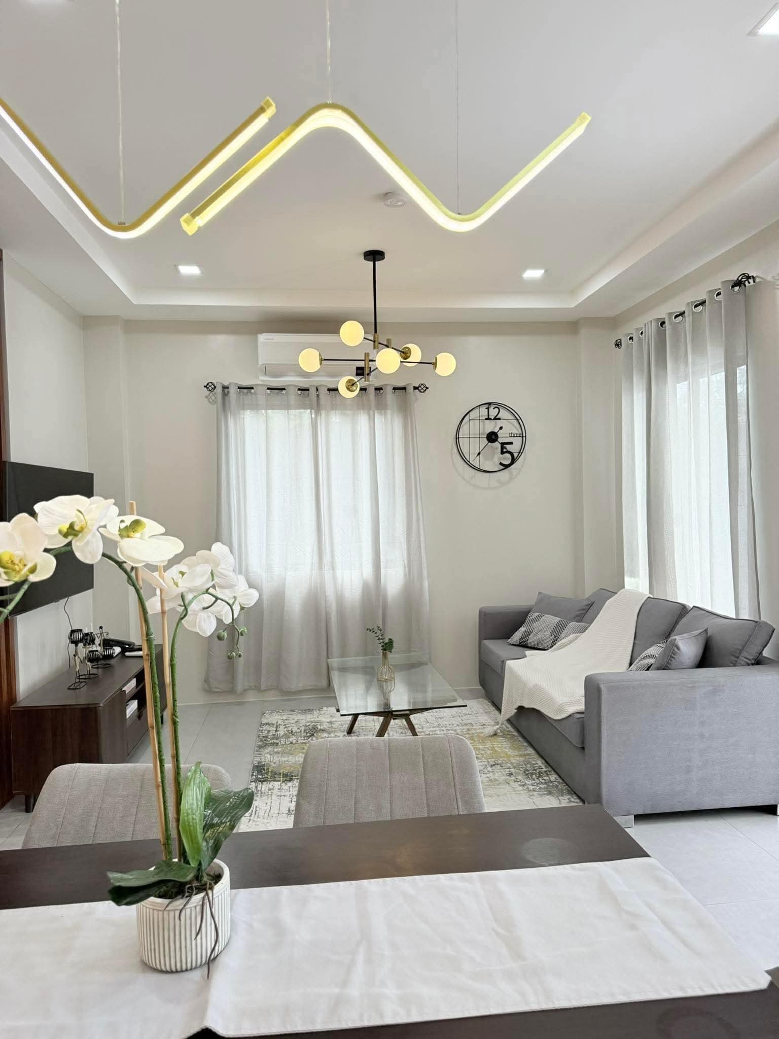 FOUR BEDROOMS HOUSE FOR RENT NEAR ATENEO DE CEBU