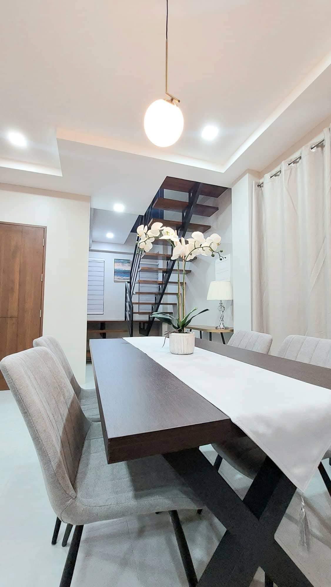 FOUR BEDROOMS HOUSE FOR RENT NEAR ATENEO DE CEBU