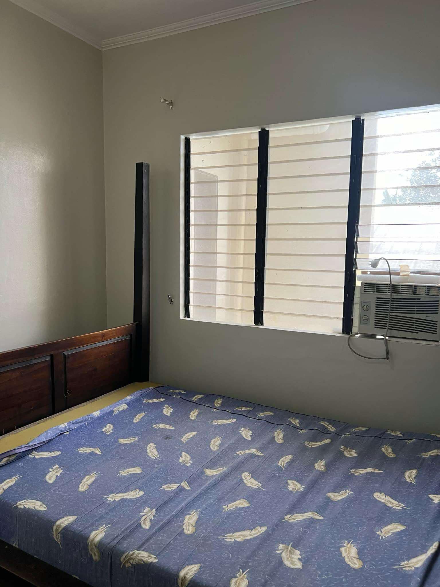 FOR RENT UNFURNISHED TOWNHOUSE INSIDE MARIA ELENA RESIDENCES MANDAUE