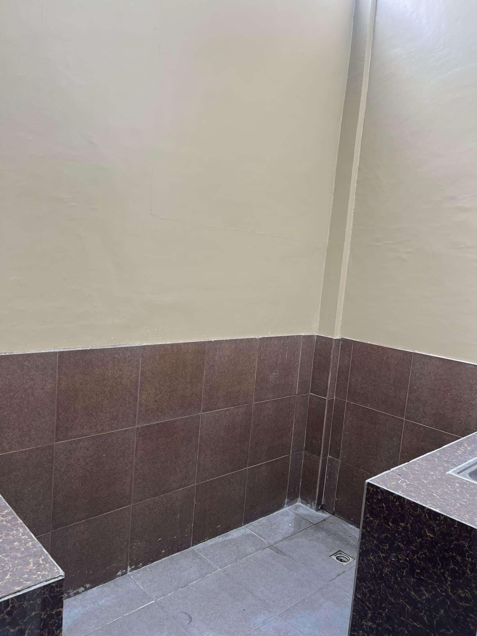 FOR RENT UNFURNISHED TOWNHOUSE INSIDE MARIA ELENA RESIDENCES MANDAUE
