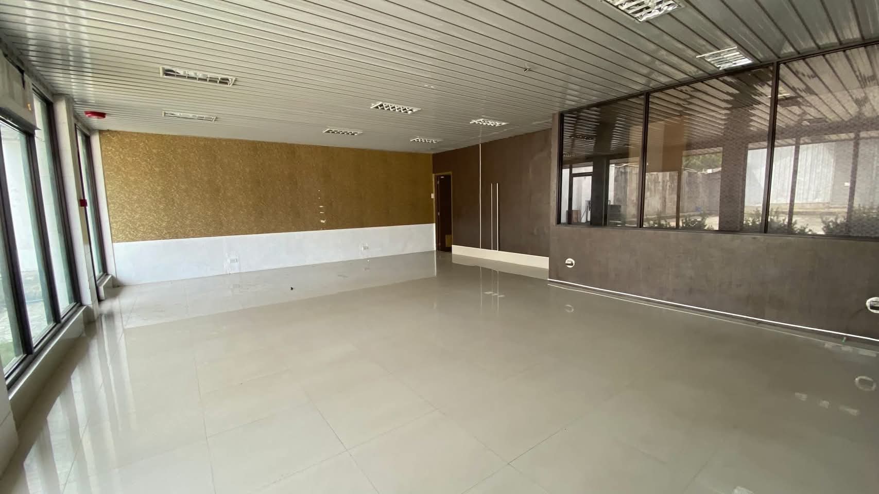 Spacious COMMERCIAL SPACE FOR RENT in Tayud, Liloan, Cebu!