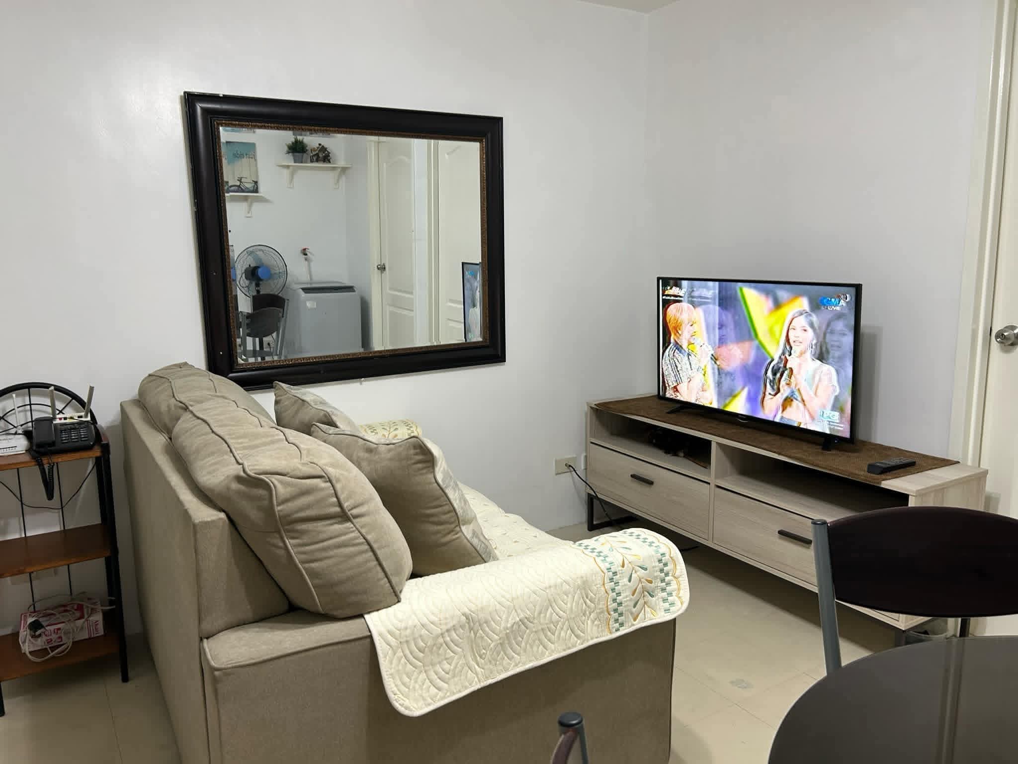 GROUND FLOOR 2 BEDROOM CONDO UNIT WITH BACKYARD FOR RENT