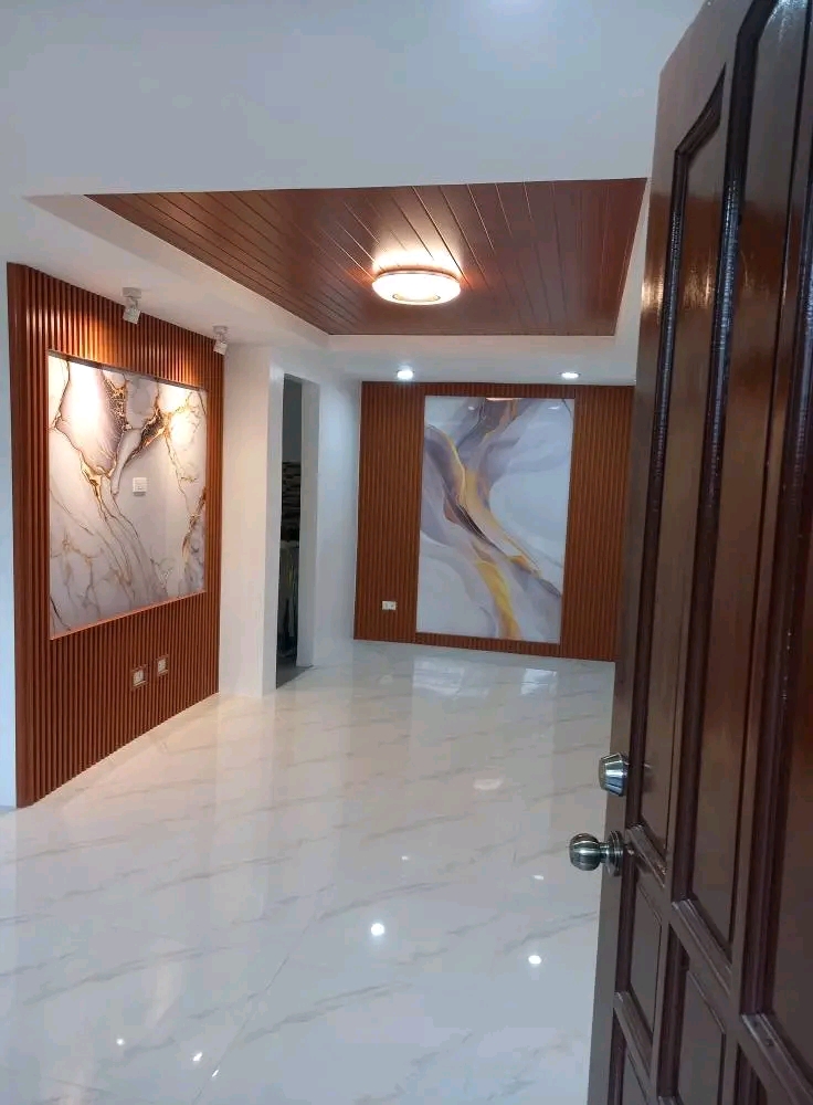 NEWLY RENOVATED TOWNHOUSE IN La BIENVINIDA SUBD FOR SALE