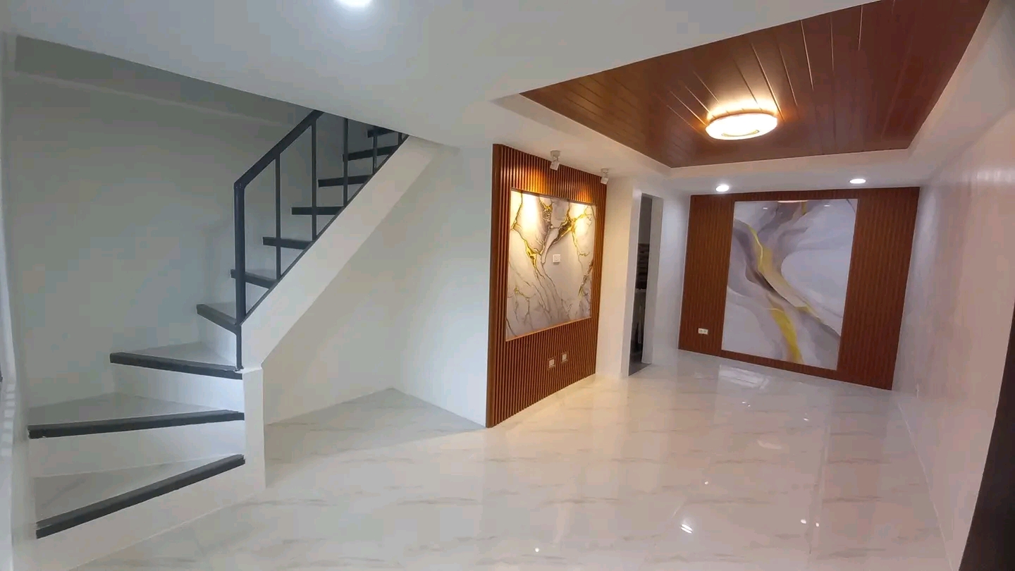 NEWLY RENOVATED TOWNHOUSE IN La BIENVINIDA SUBD FOR SALE