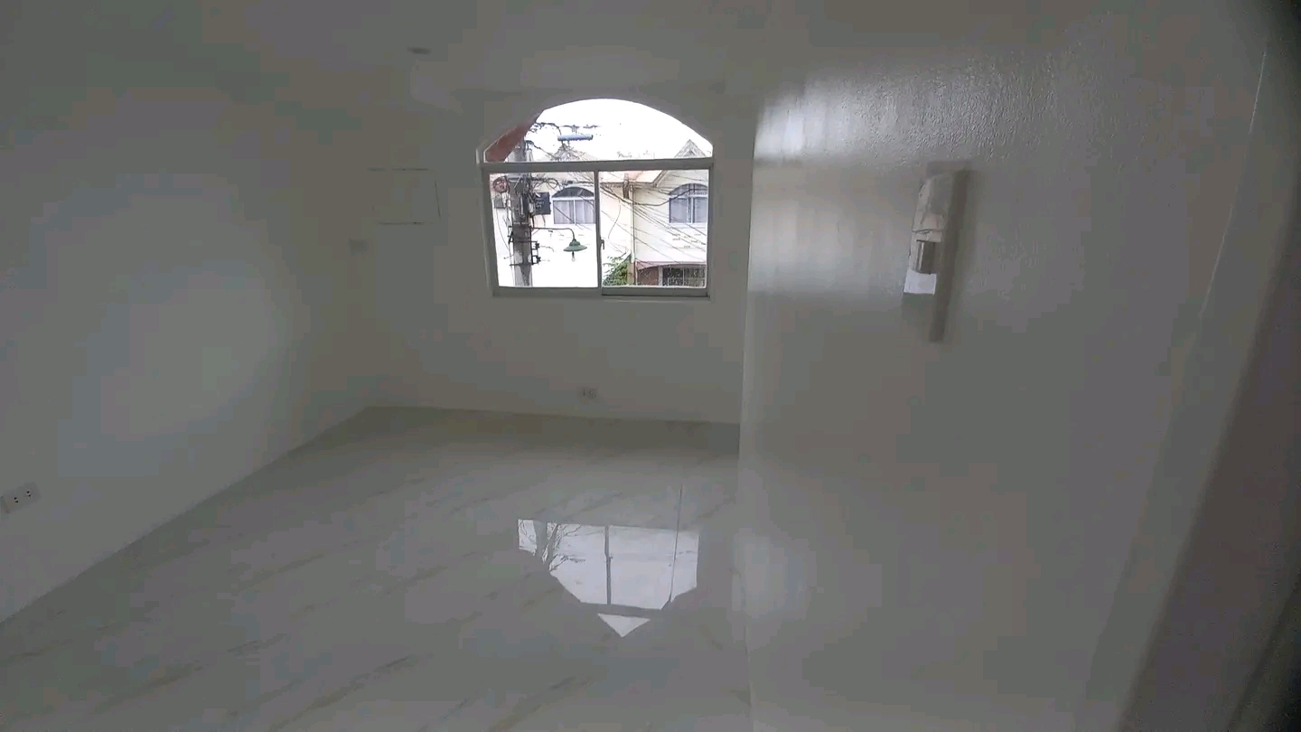 NEWLY RENOVATED TOWNHOUSE IN La BIENVINIDA SUBD FOR SALE