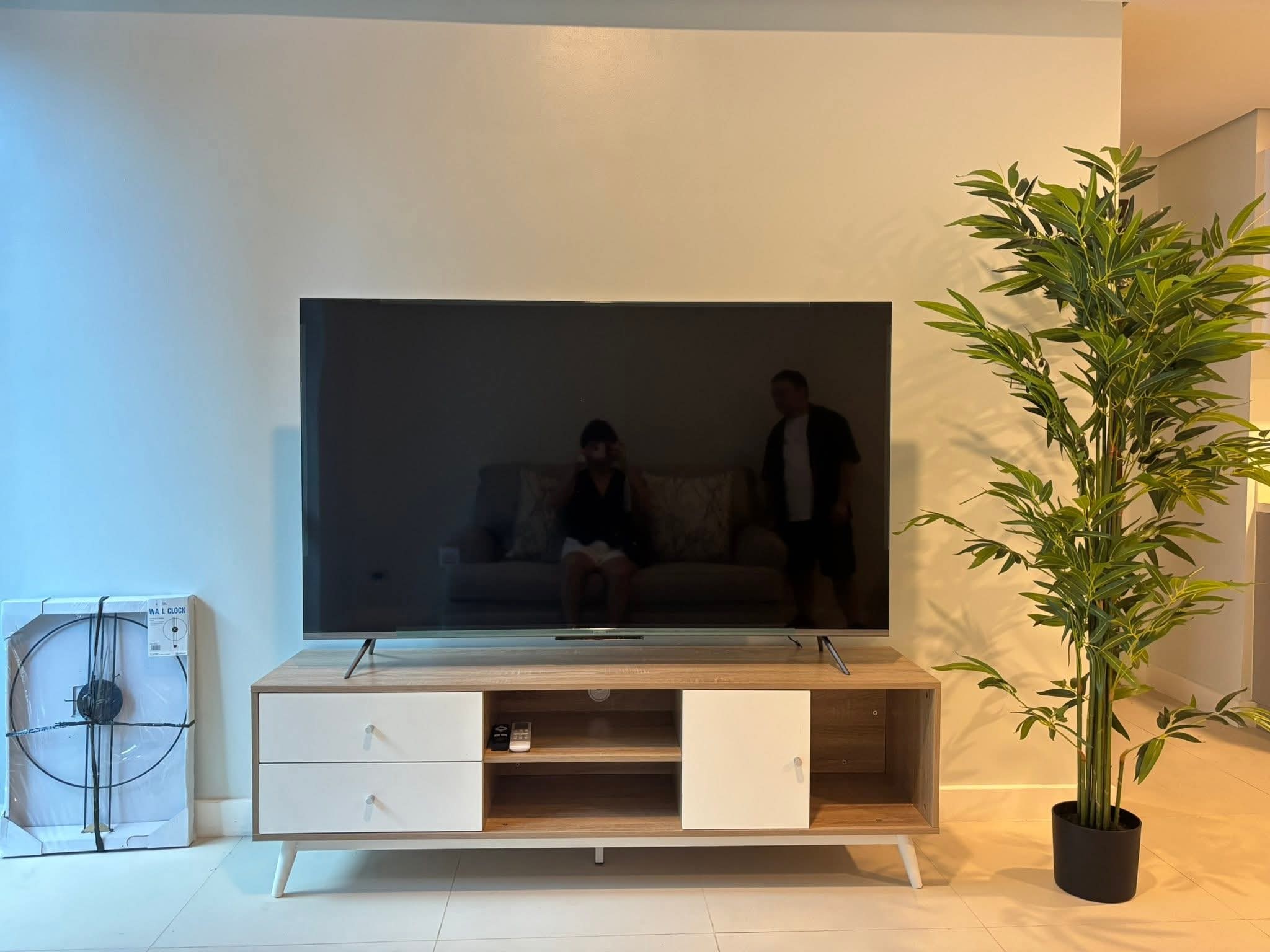 FOR RENT 1BR UNIT WITH BALCONY