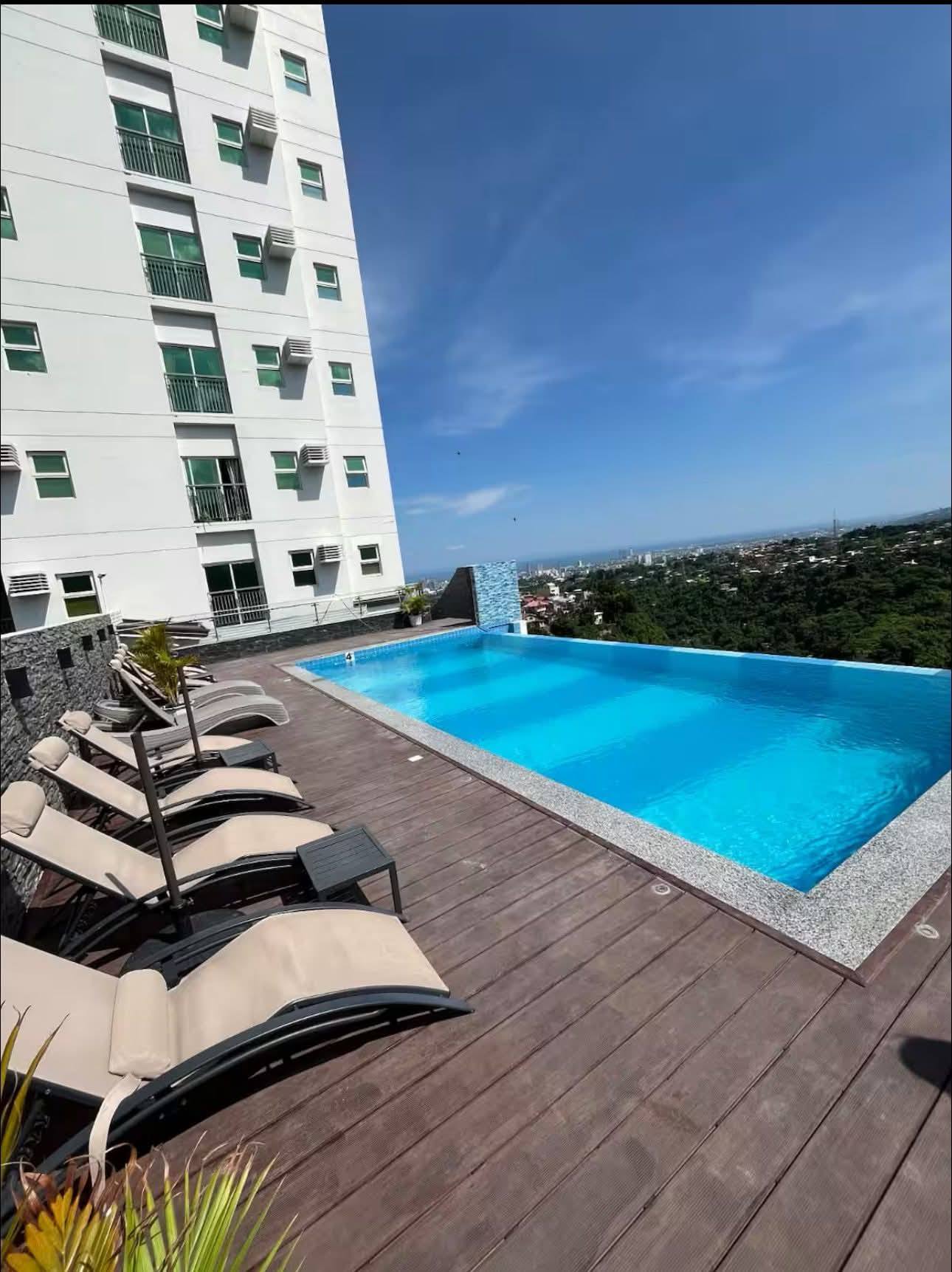 BRAND NEW, FULLY-FURNISHED STUDIO WITH BALCONY with INFINITY POOL & FITNESS GYM