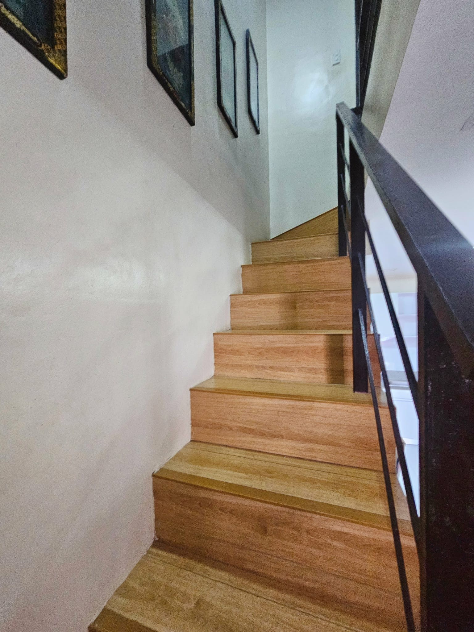 HOUSE & LOT FOR RENT