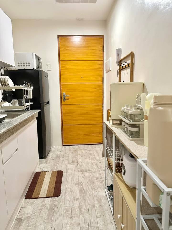 FOR RENT Fully furnished Thyme Residences Condo Unit w/ Balcony!