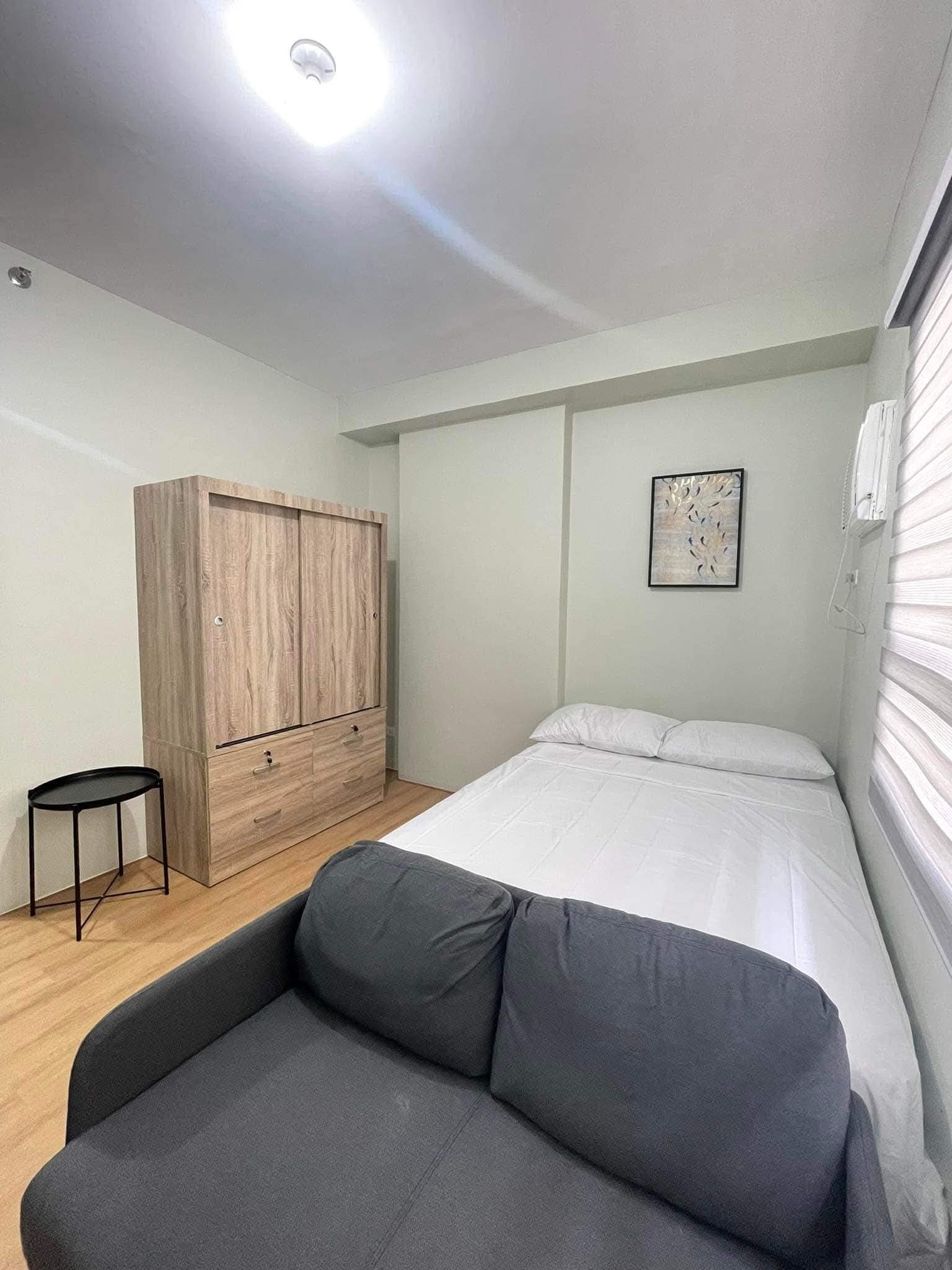 FOR RENT IN MIVESA BLDG 7