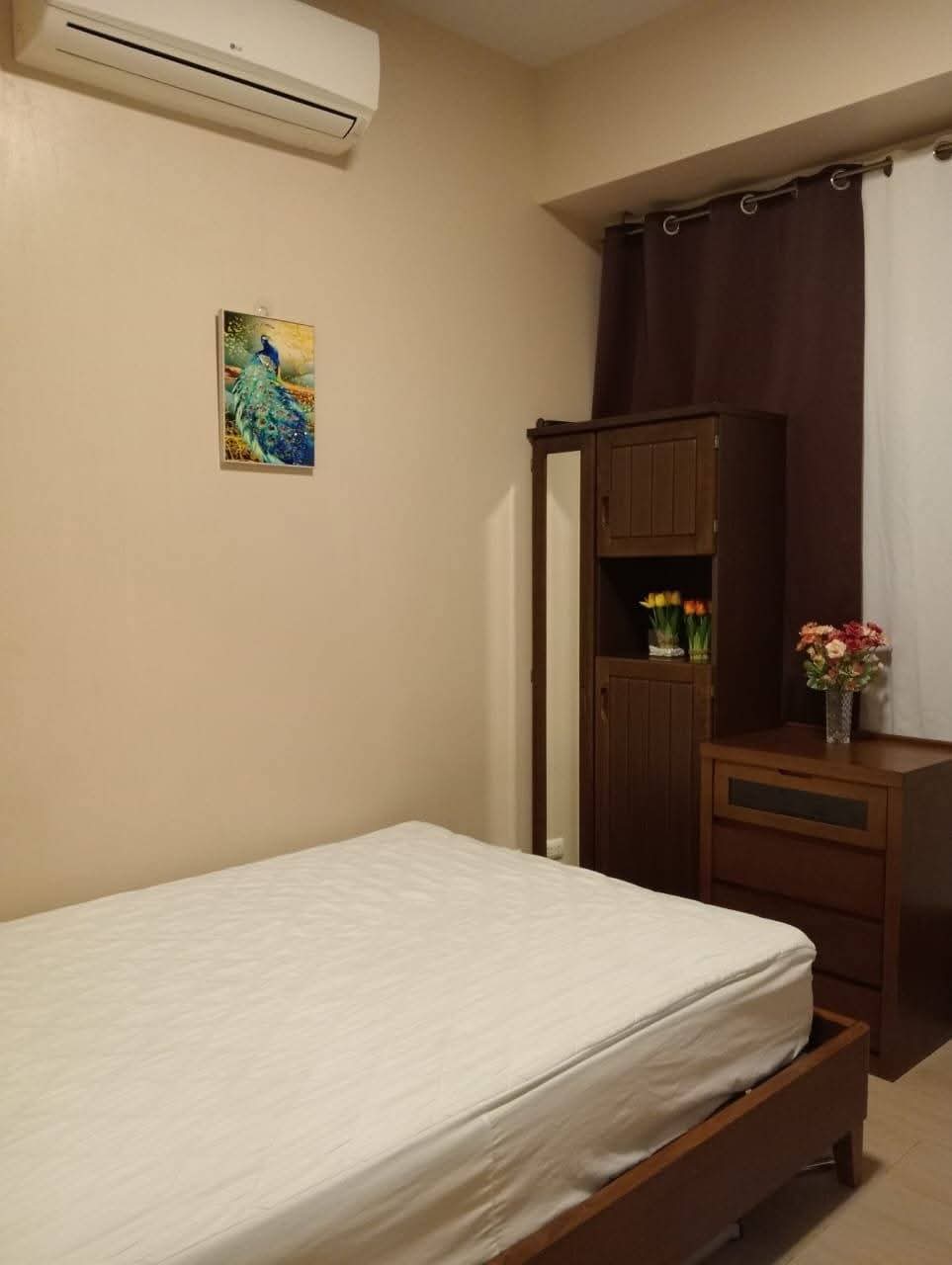 TWO BEDROOM FULLY FURNISHED UNIT IN ONE MANCHESTER