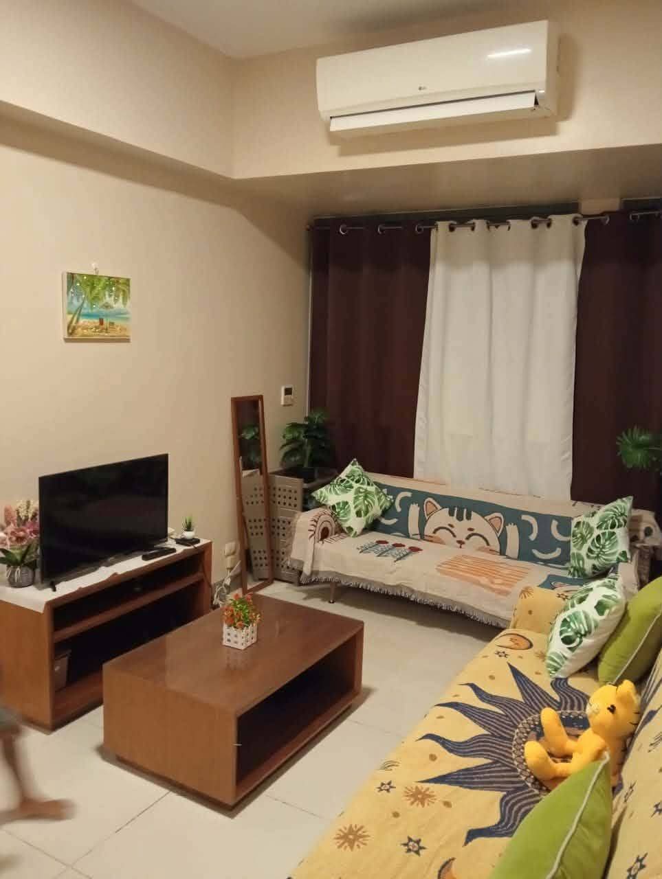 TWO BEDROOM FULLY FURNISHED UNIT IN ONE MANCHESTER